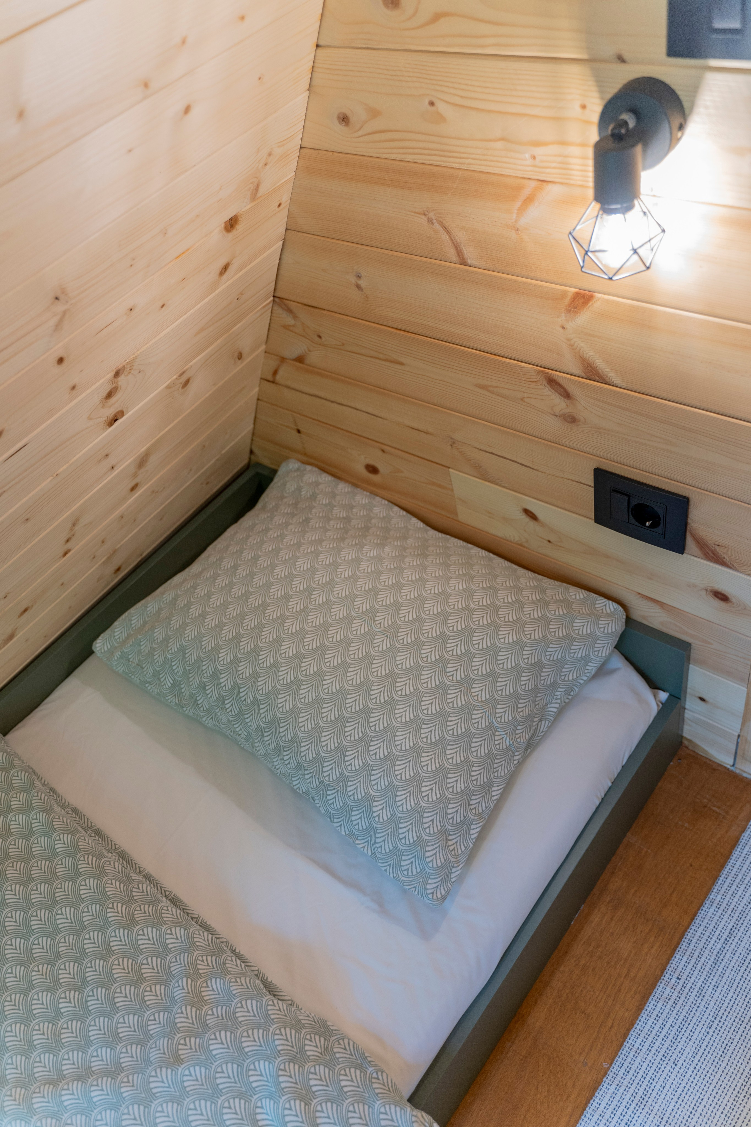 Viktorija Chalet. Photographer Liana Sudets Serbia Kopaonik Brzece Brus