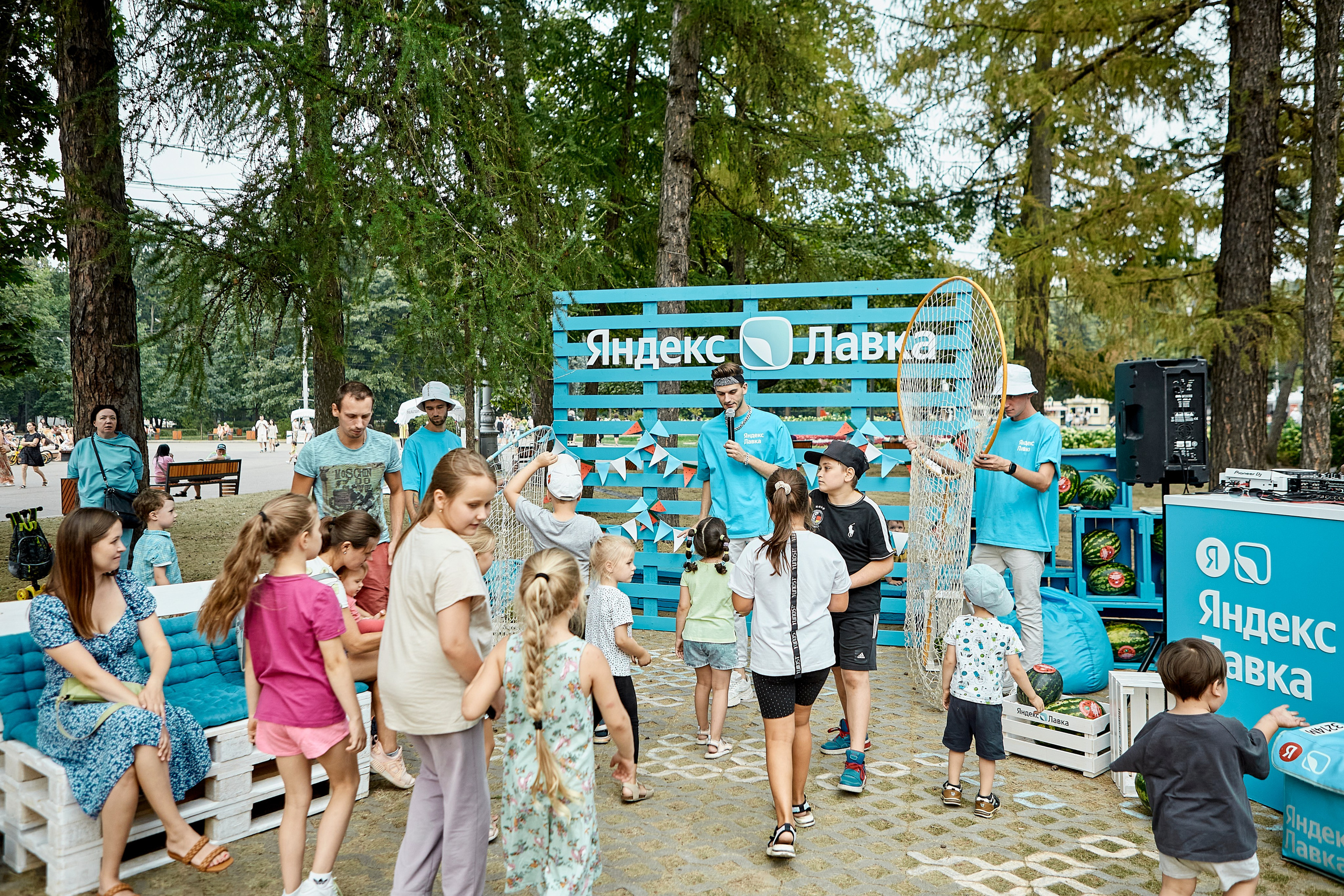 ЯНДЕКС ЛАВКА «АРБУЗНАЯ ФЕЕРИЯ». Фотограф Андрей Егоров