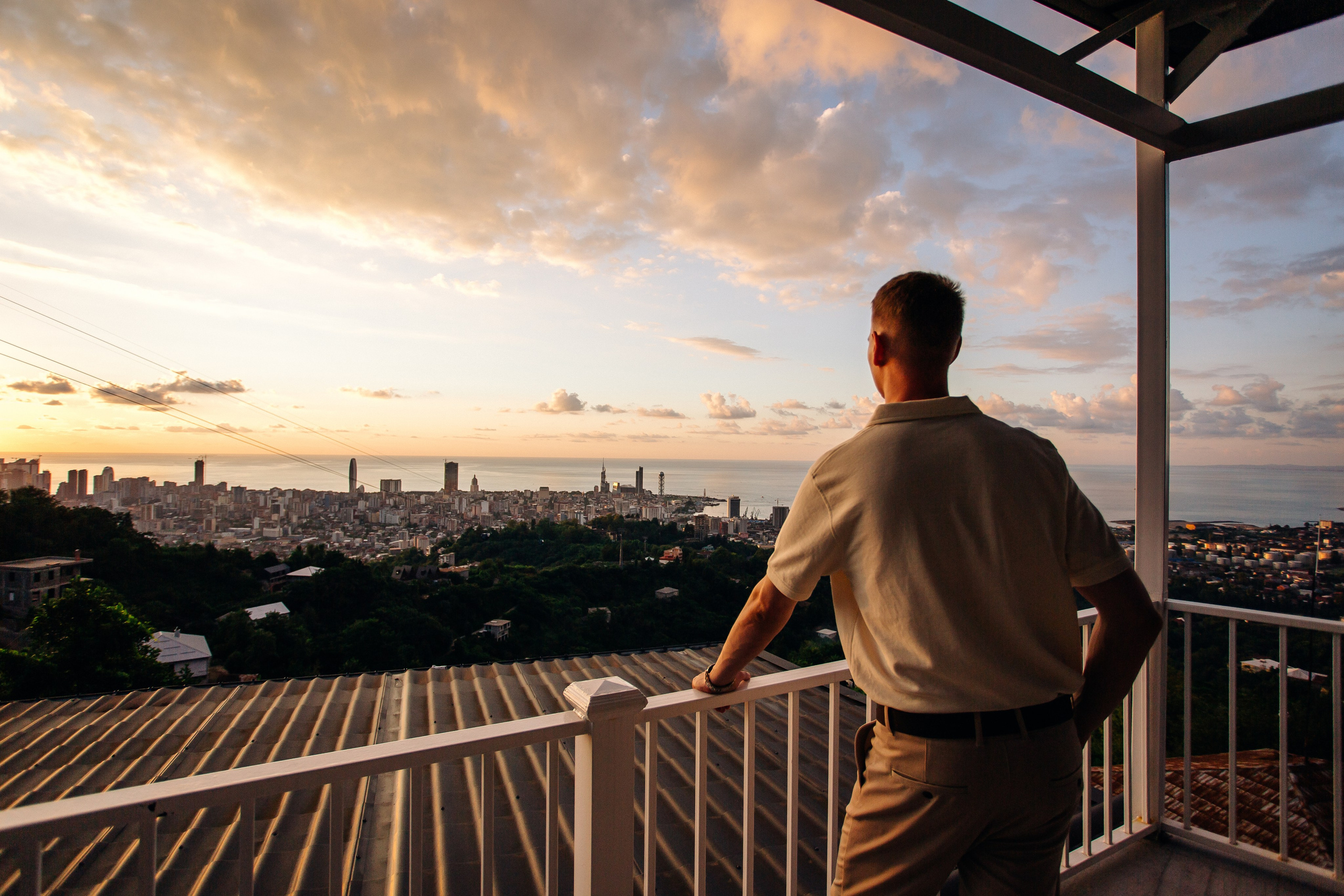 Алексей. Фотосессия в отеле и в горах. Фотограф Батуми | Lera Rawlick