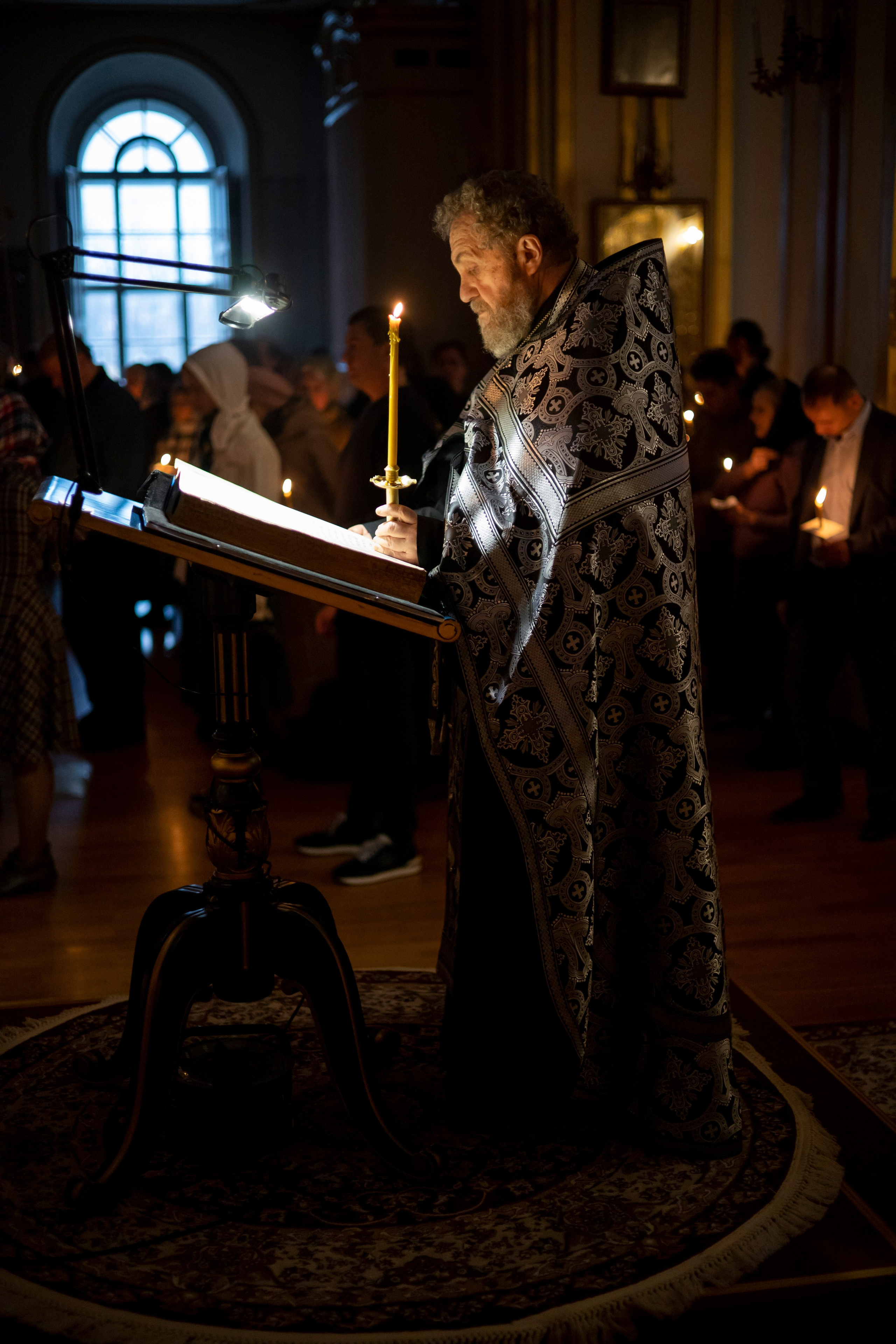 УТРЕНЯ ВЕЛИКОГО ПЯТКА. НИКОЛО-БОГОЯВЛЕНСКИЙ МОРСКОЙ СОБОР