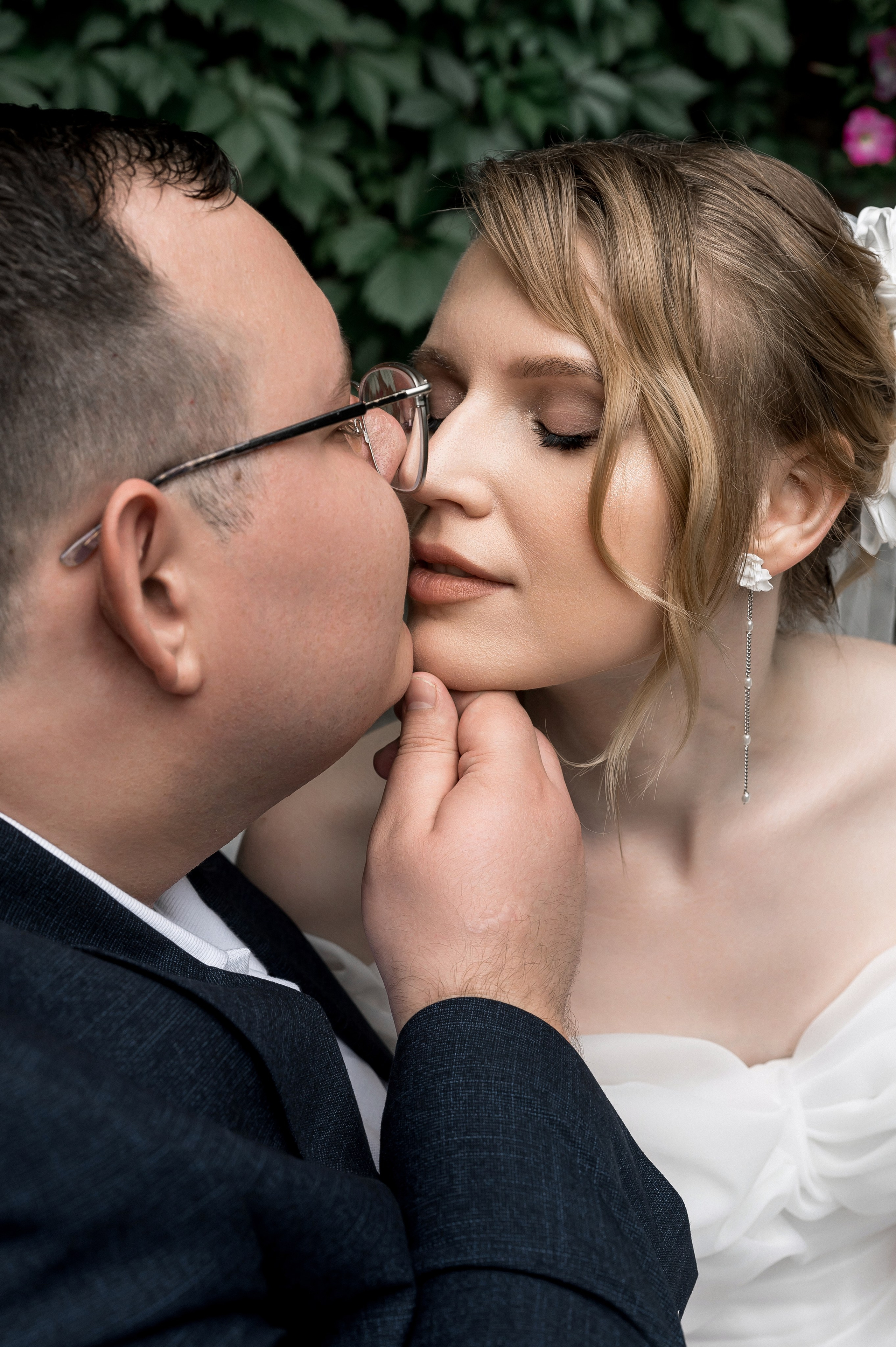 Илья и Яна 13.07.25 Secret Garden. Свадебный фотограф в Новосибирске. Александра Верхушина