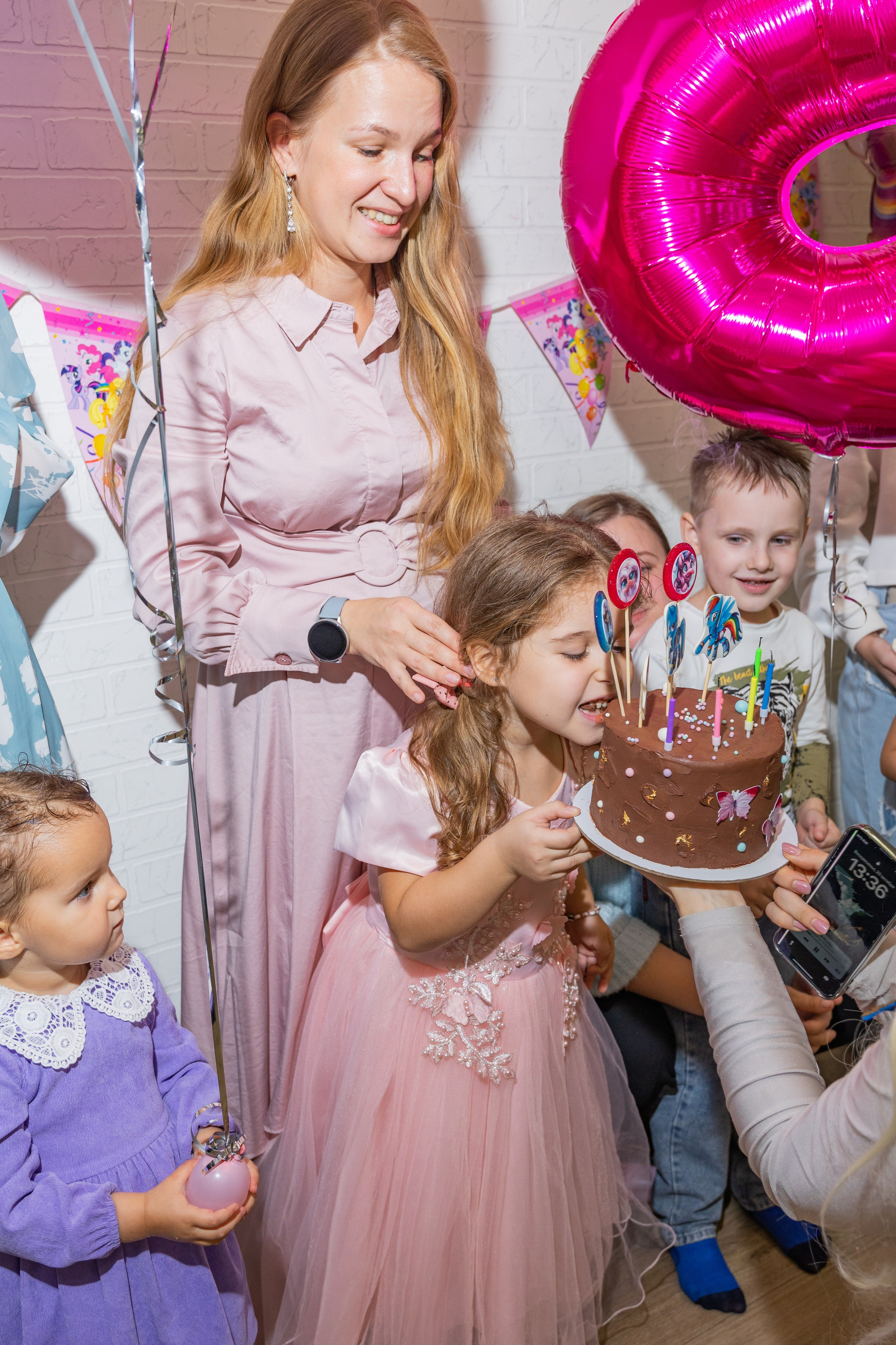 День Рождение Есении в Rabbit Holl. Выпускные альбомы во Владивостоке