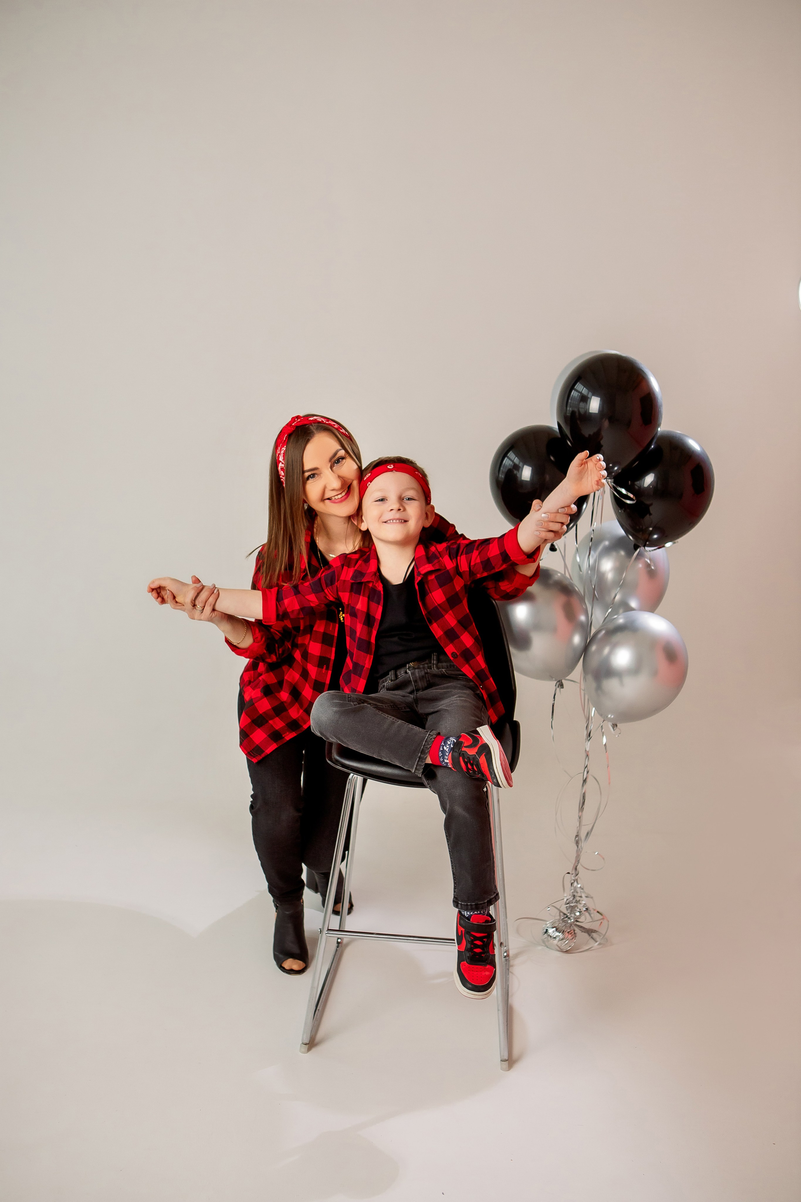 Мама и сын. Семейный детский фотограф. Фотосессия в Минске