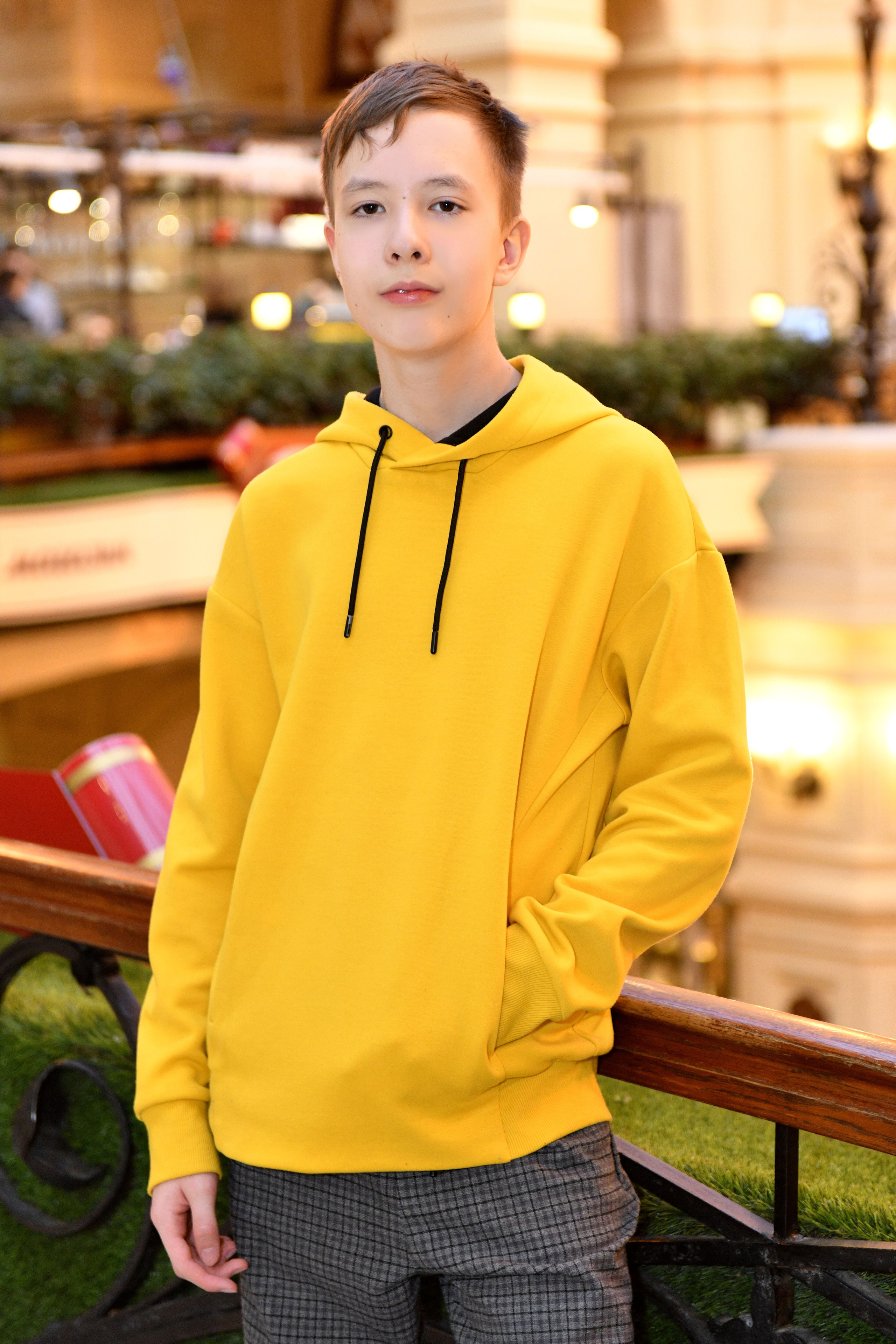 Семья в Гуме. Свадебный и портретный фотограф в Москве Галина Борисова