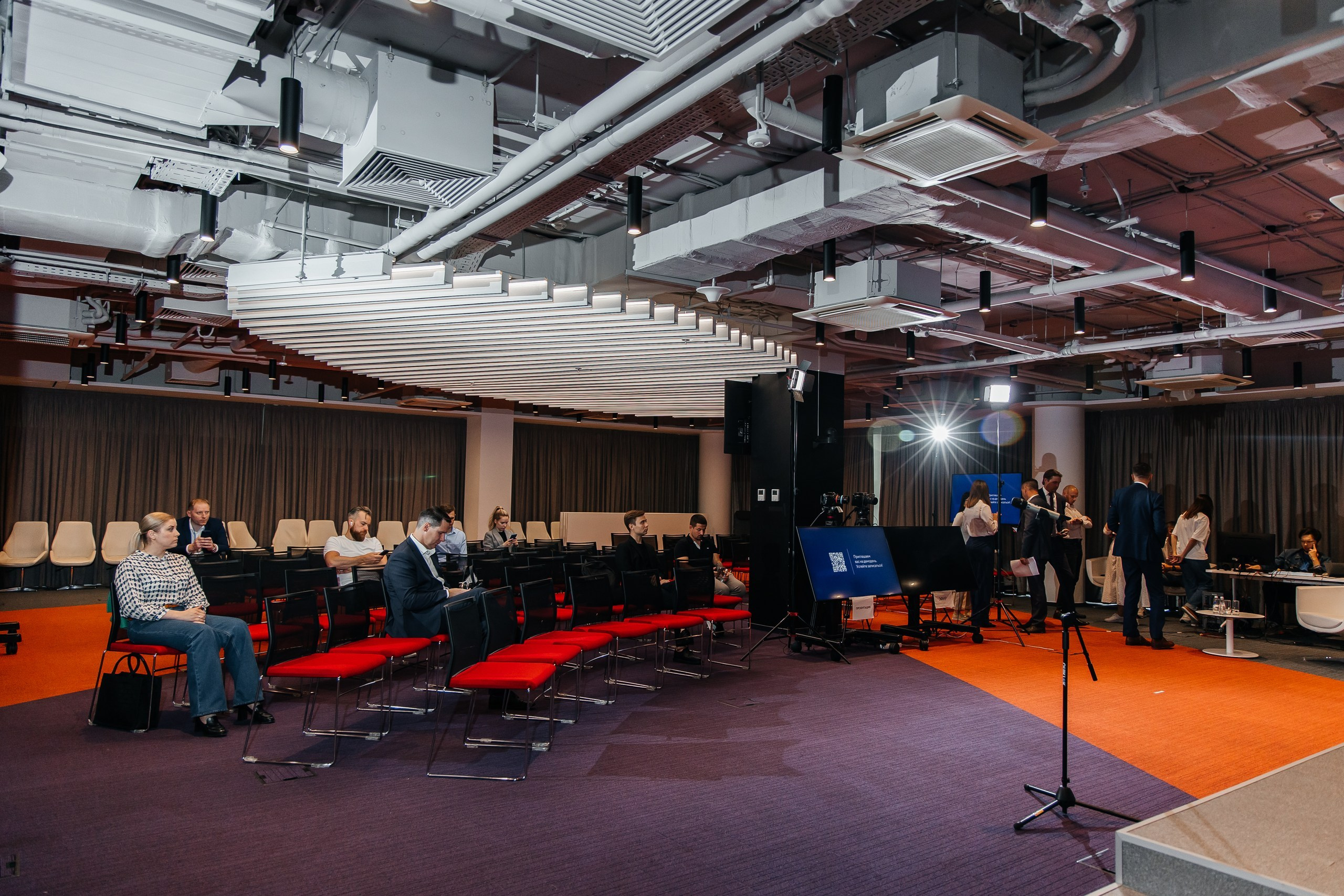 Газпромбанк «VESNA» БЦ Оазис. Фотограф Москва Людмила Белова