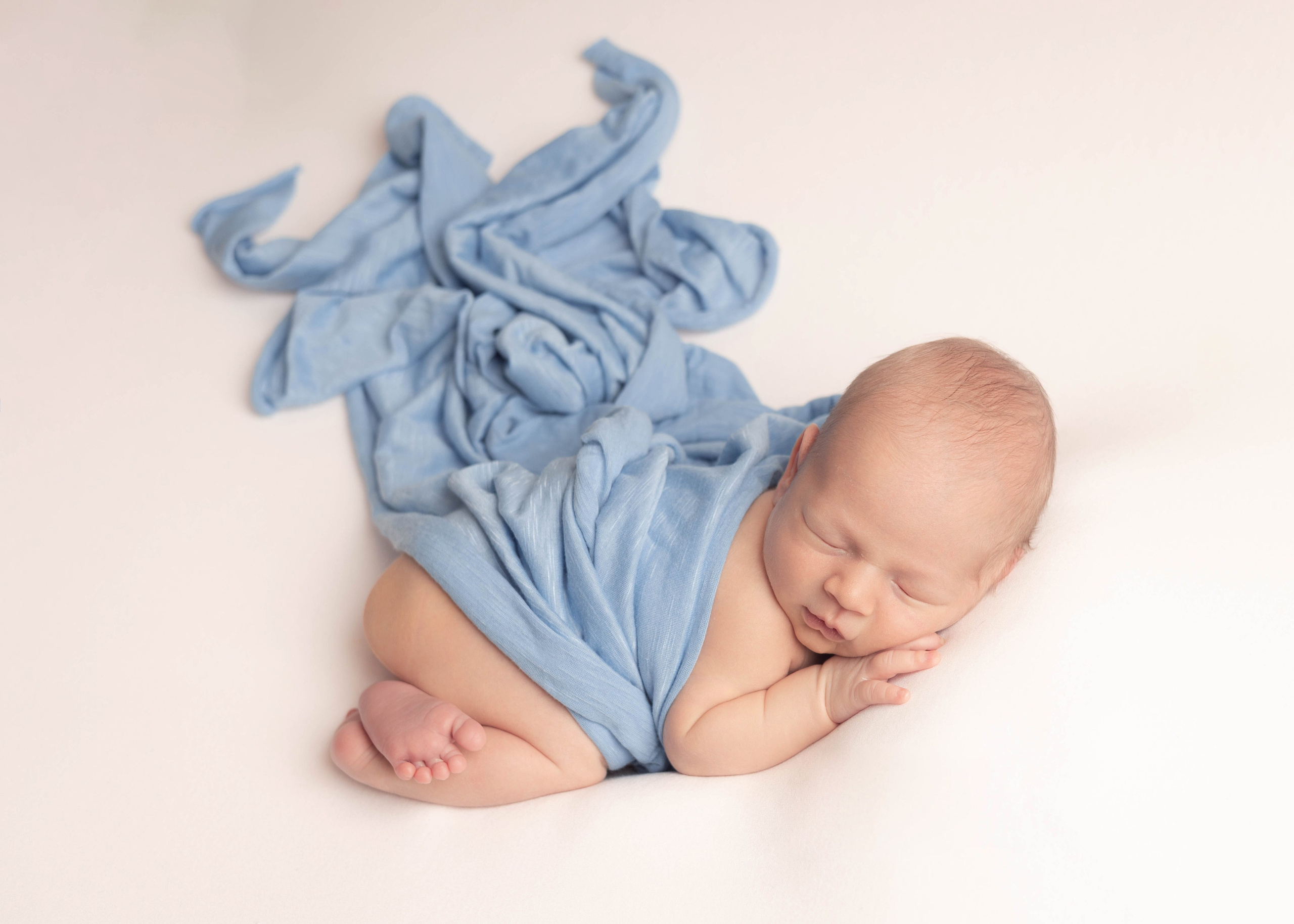 НОВОРОЖДЕННЫЕ МАЛЫШИ. Фотосессия новорожденных в Москве и Московской области
