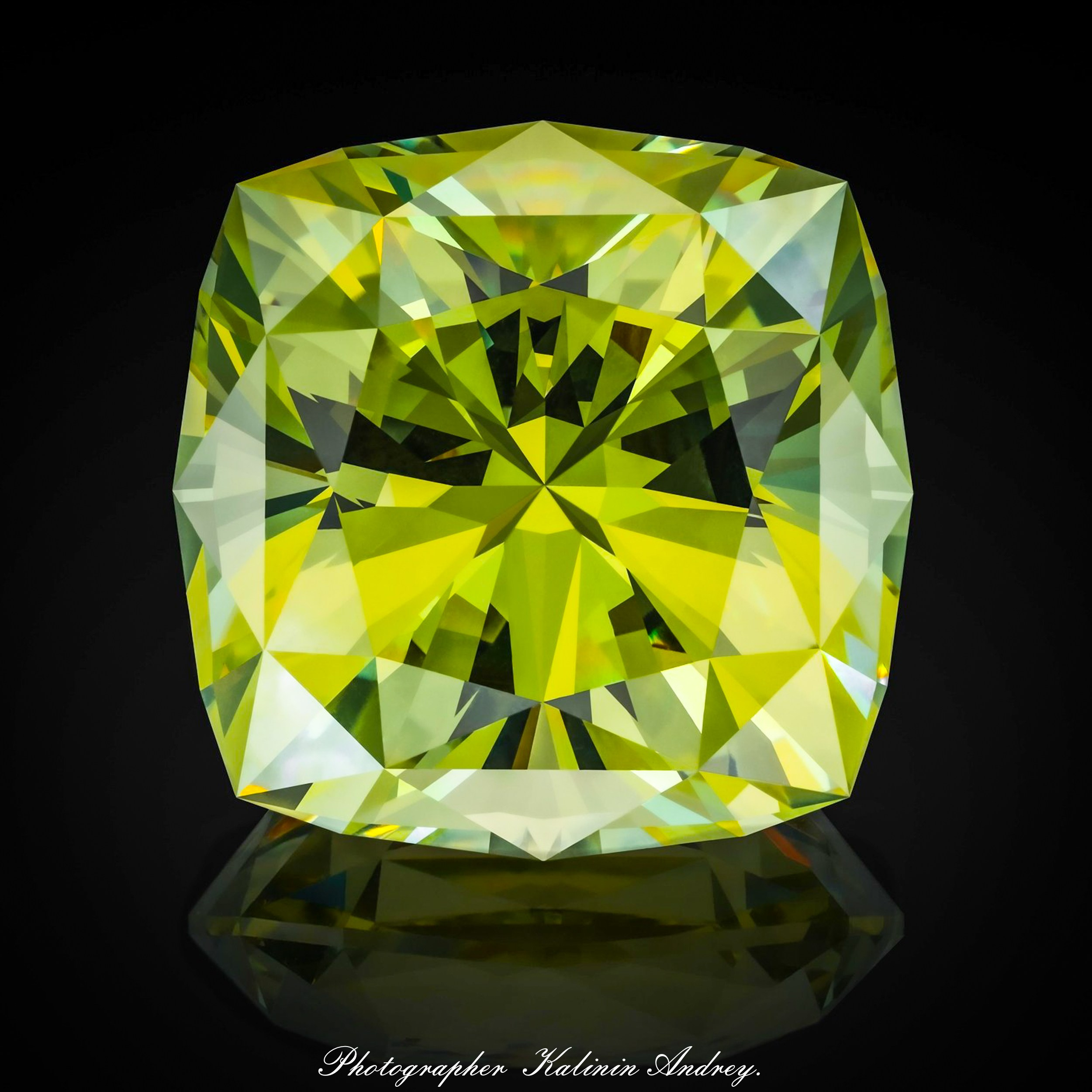 Профессиональная уникальная рекламная фотосъёмка драгоценных в Москве  тел +7 966-003-13-07. Высококачественная профессиональная рекламная фотосъёмка ювелирных украшений, драгоценных камней в Москве. Обучение, консультация