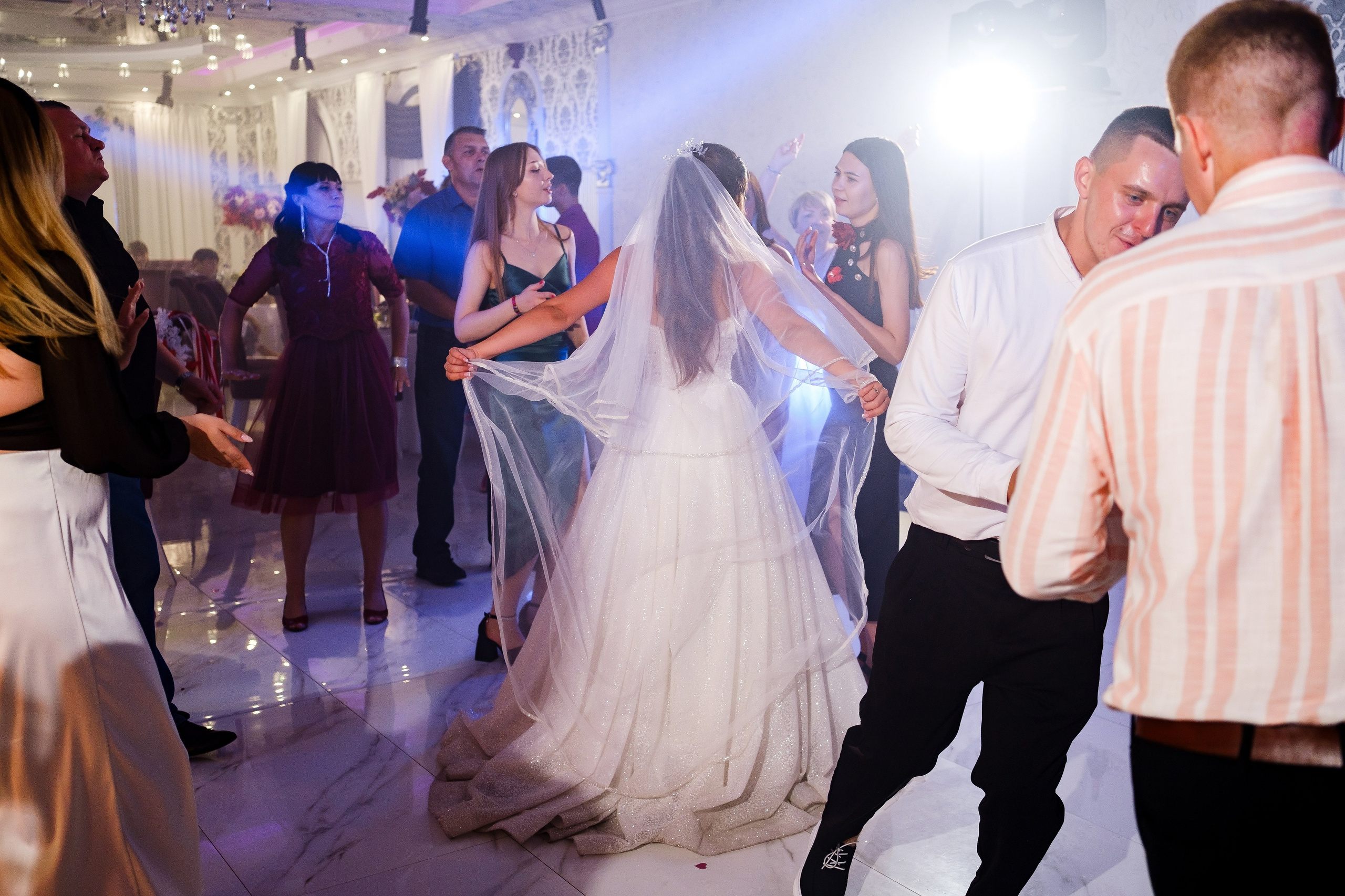 Михаил и Юлия. Свадебный фотограф | репортаж | праздники | крещение