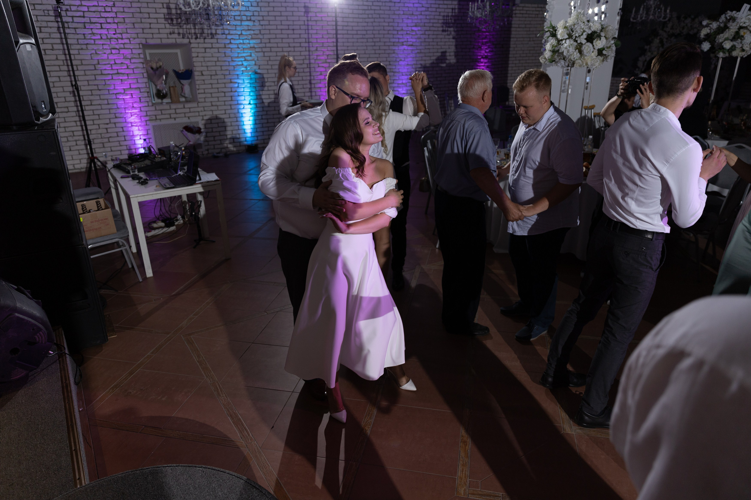 Свадебный фотограф Уфа — Руслан ГабдлисламовЖивые эмоции, красивые кадры, воспоминания на всю жизнь.Работаю по всей Республике Башкортоста. Свадебный фотограф Уфа Руслан Габдлисламов