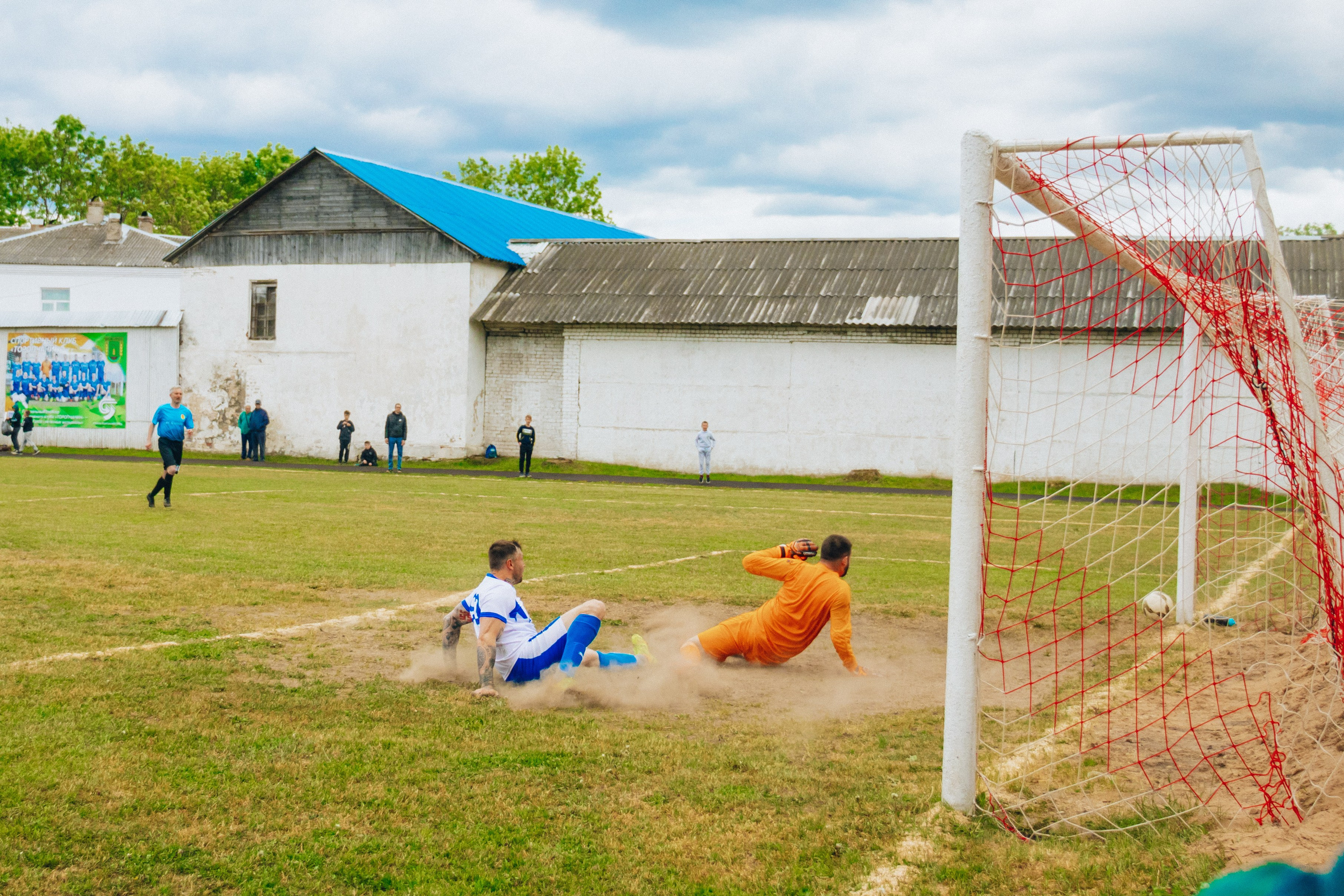 Футбол. Анастасия Тен