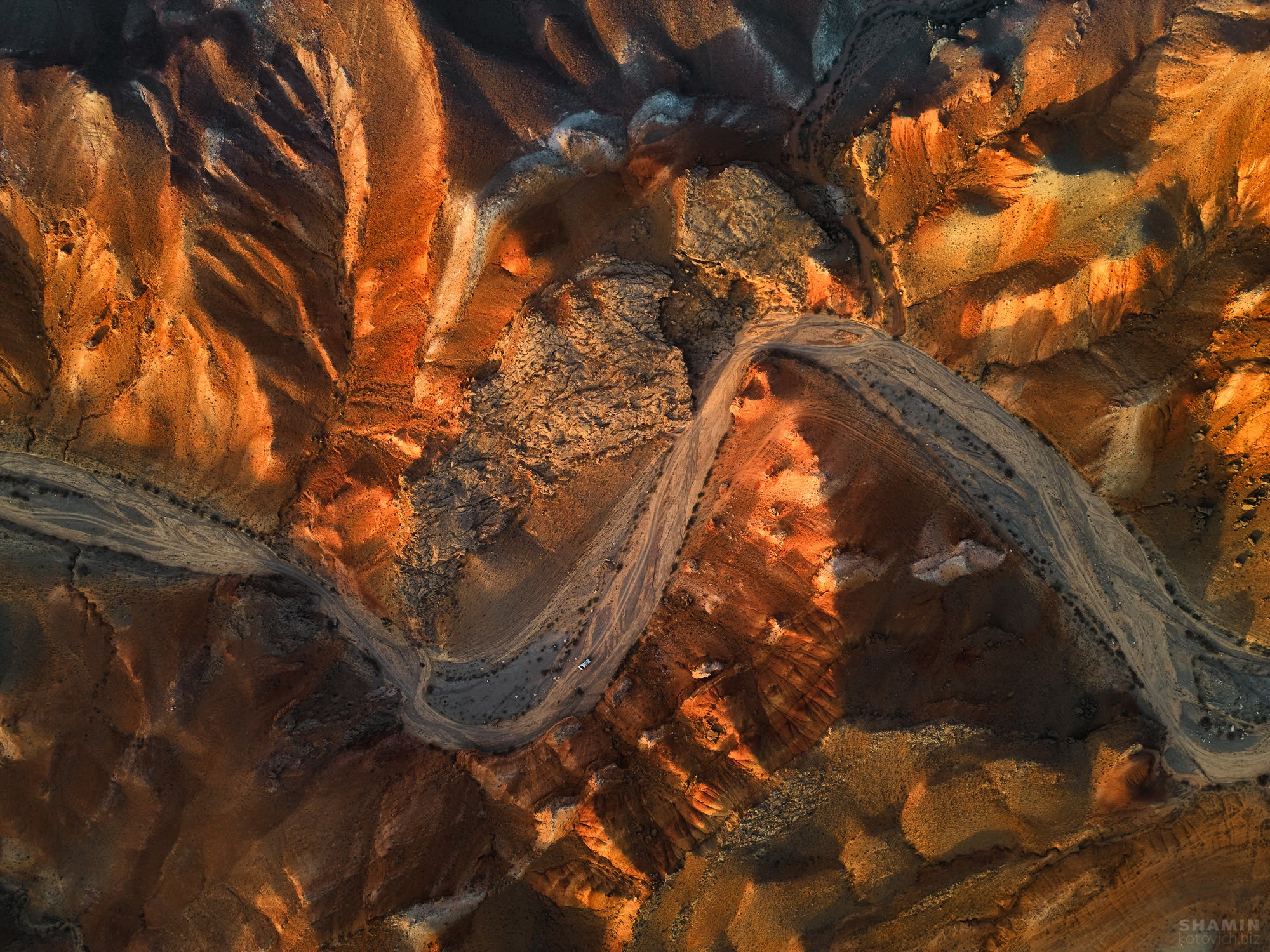 Кыргызстан — горные пейзажи, озёра и свет Тянь-Шаня | Фотограф Константин Шамин. Фотограф Константин Шамин