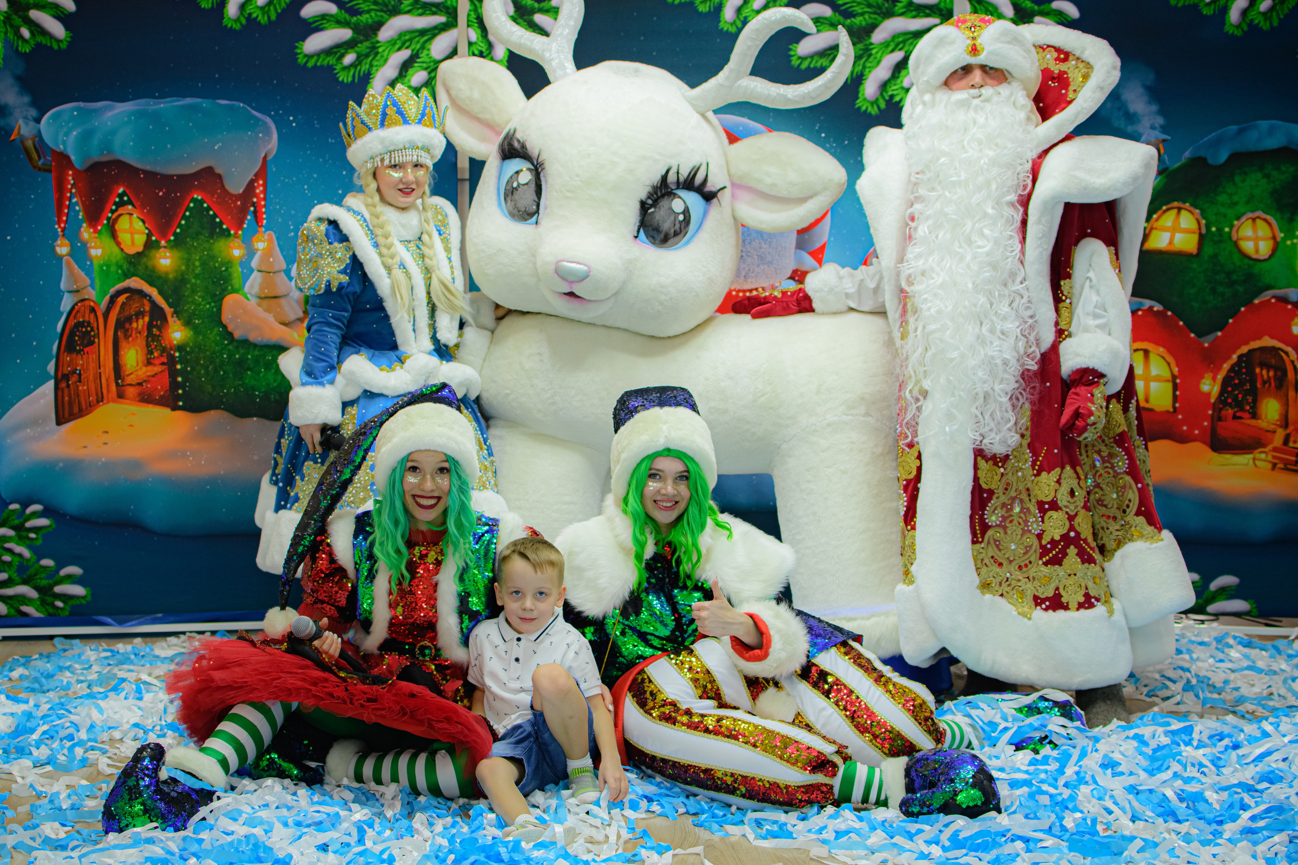 HAPPY NEW YEAR. Photokarish