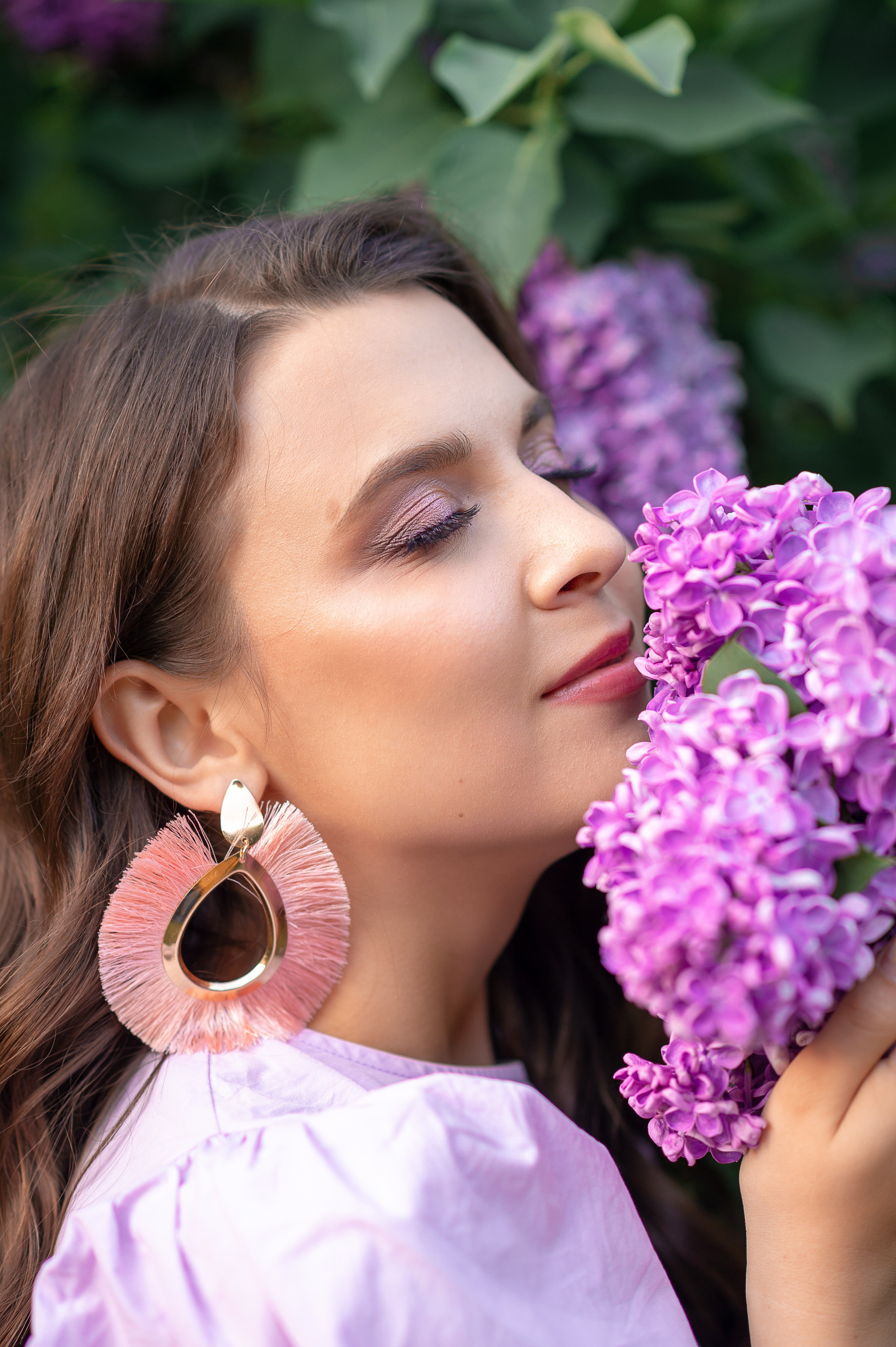 Фотосессия в сирени. Фотосессии в Москве, женский и семейный фотограф Юлия Михайленко