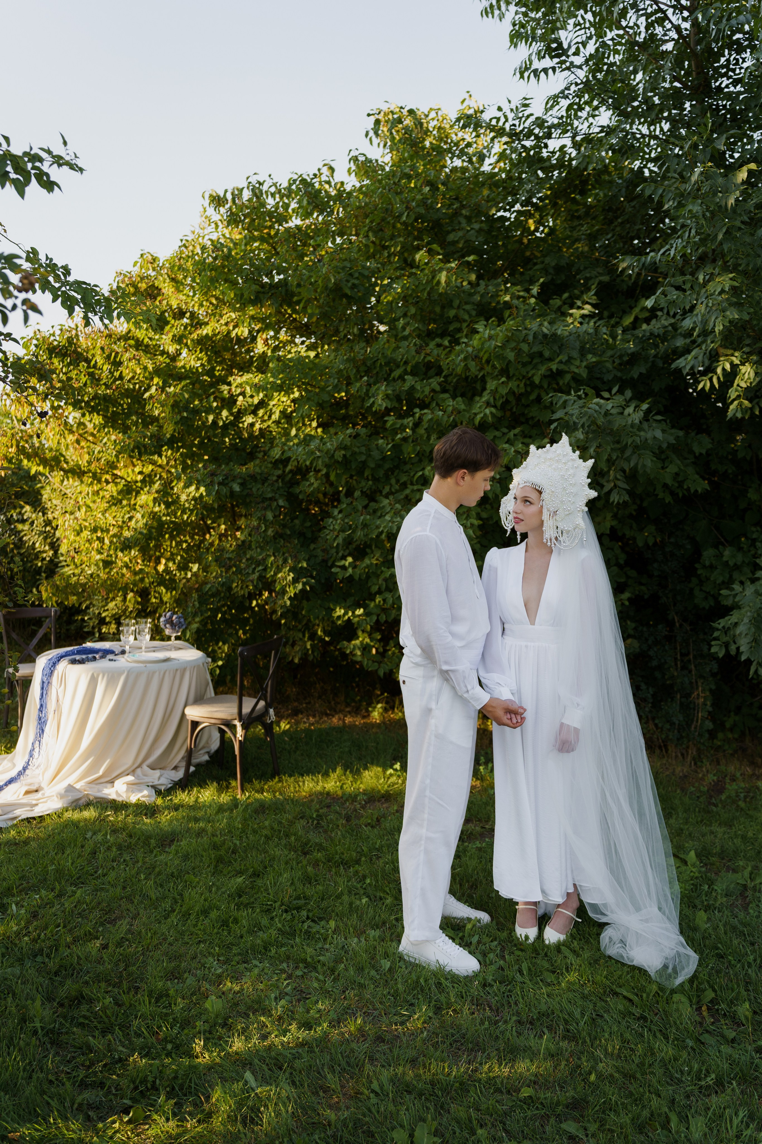 Свадебная фотосъемка в русских традициях от ТВИНС СТУДИО. ТВИНС СТУДИО — лучшие свадебные фотографы и видеографы в Краснодаре