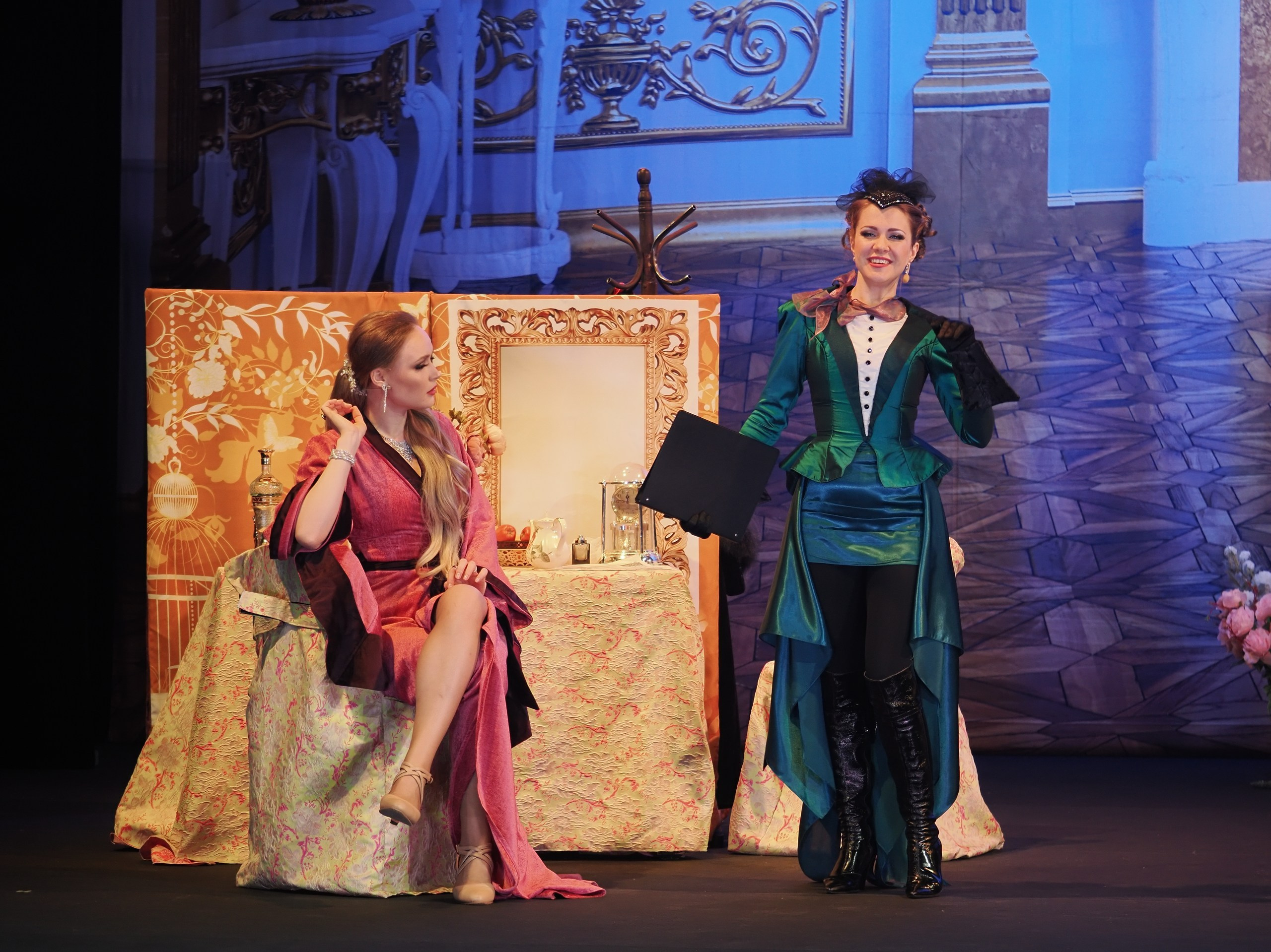 «БУФФ-ПАРАДИЗ» Летучая мышь (в Нск). Портретный и спортивный фотограф в Новосибирске и Твери Кононов Алексей