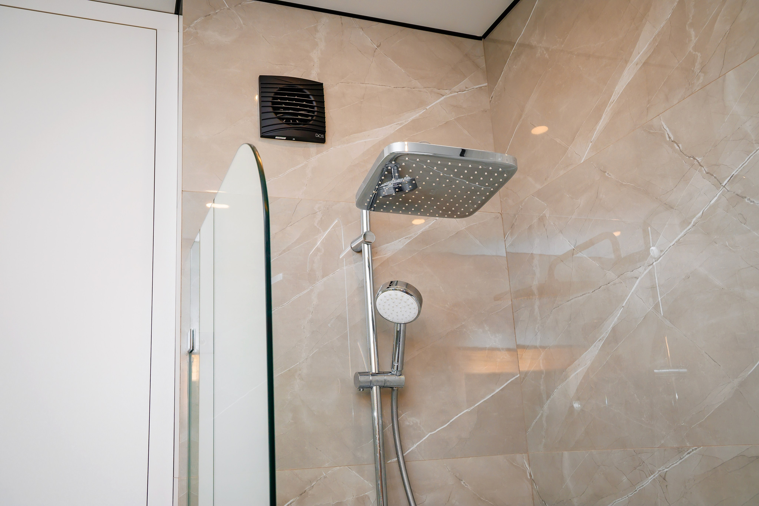 Пример девять. Семейный и Свадебный фотограф в Астане Александр Астапов