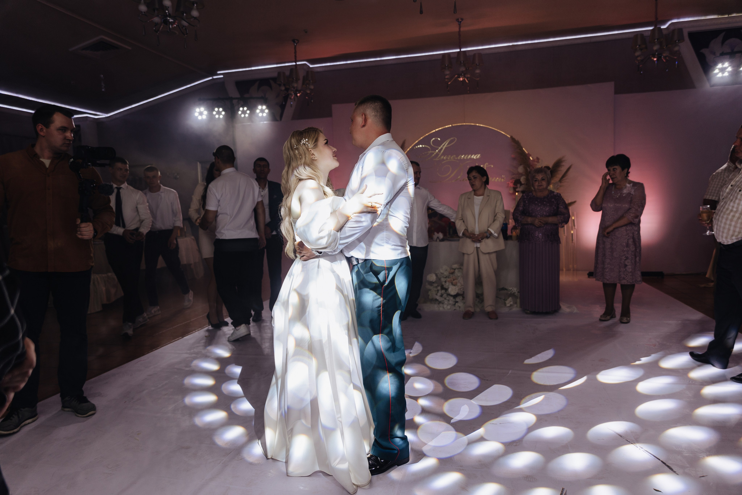 Ангелина и Дмитрий. Семейный и свадебный фотограф в Донецке Елена Гордеева