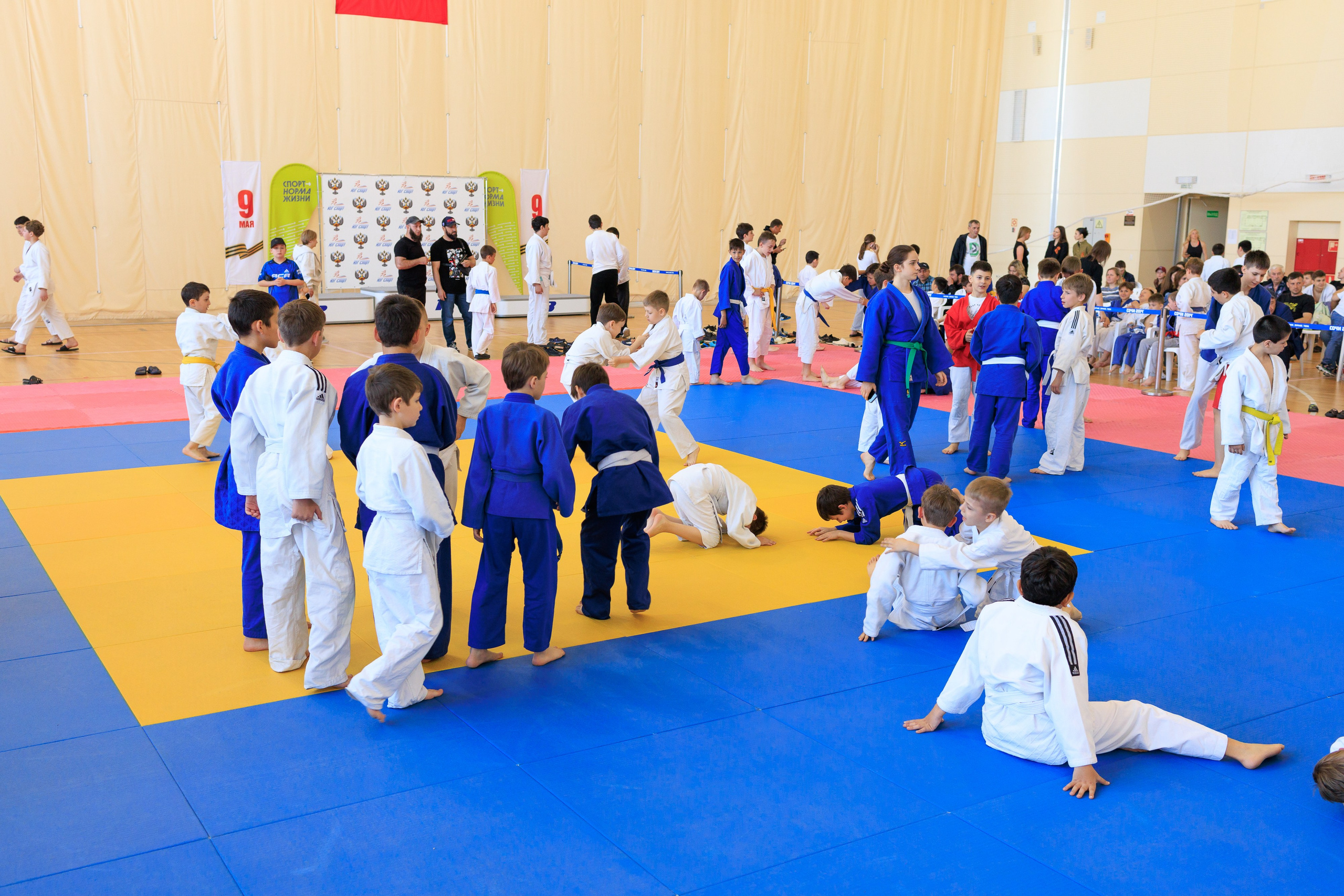 9 мая на базе «Юг Спорт» Кисловодск. Репортажный и свадебный фотограф Пятигорск и КМВ