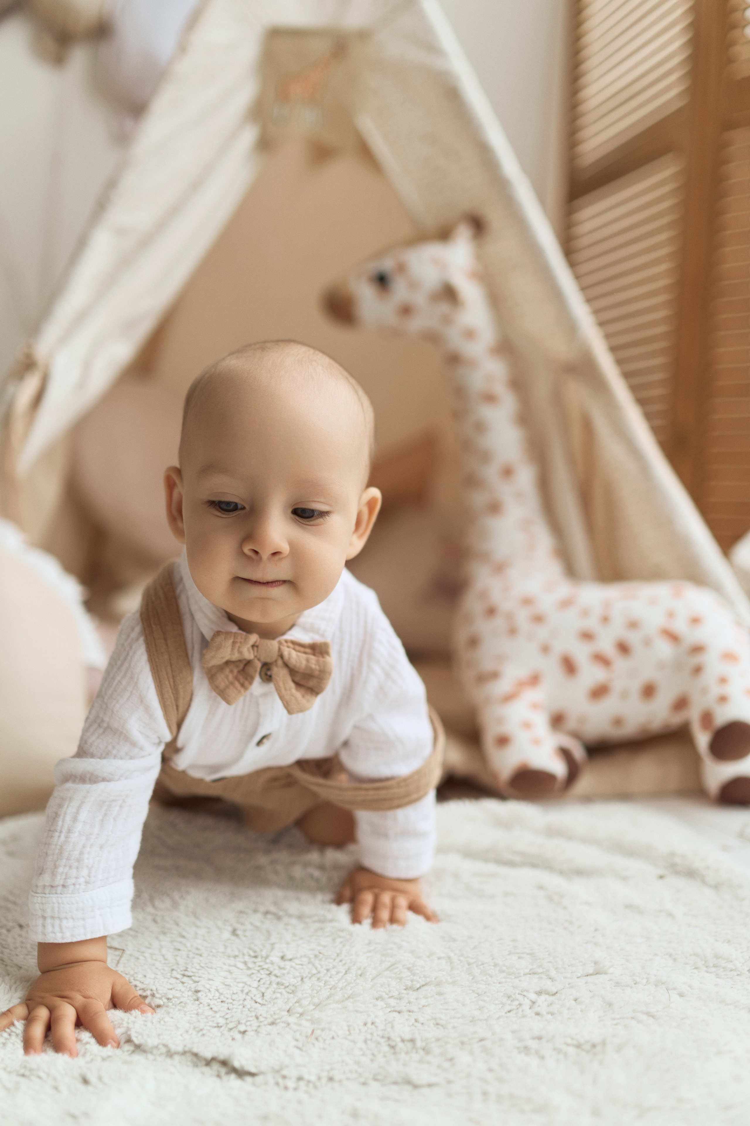 Семейная фотосессия в фотостудии. Алина Каравайцева. Фотограф в городе Барнаул