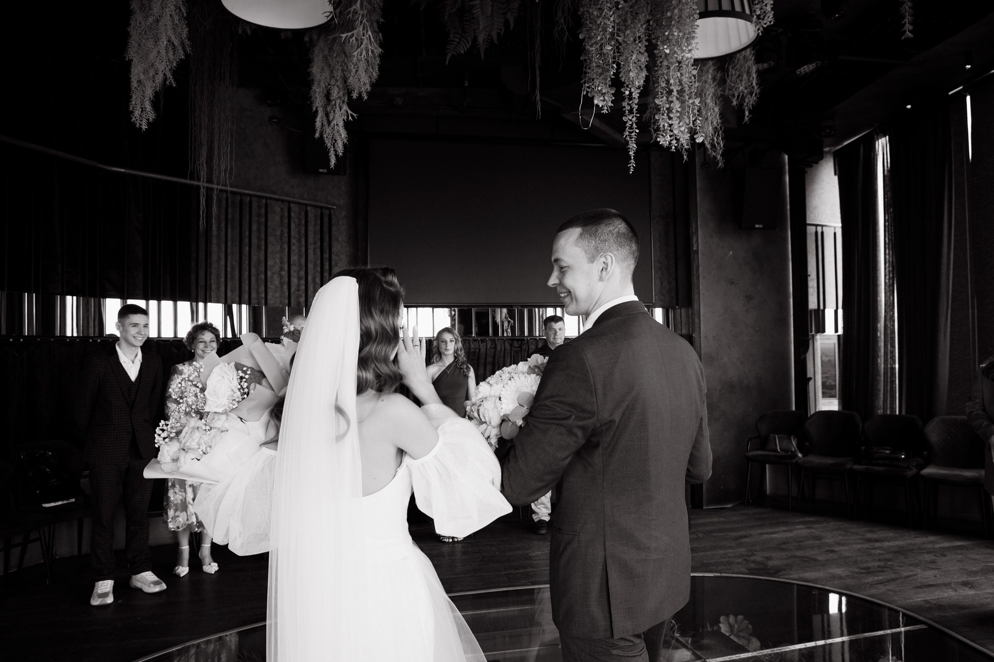 Это по любви