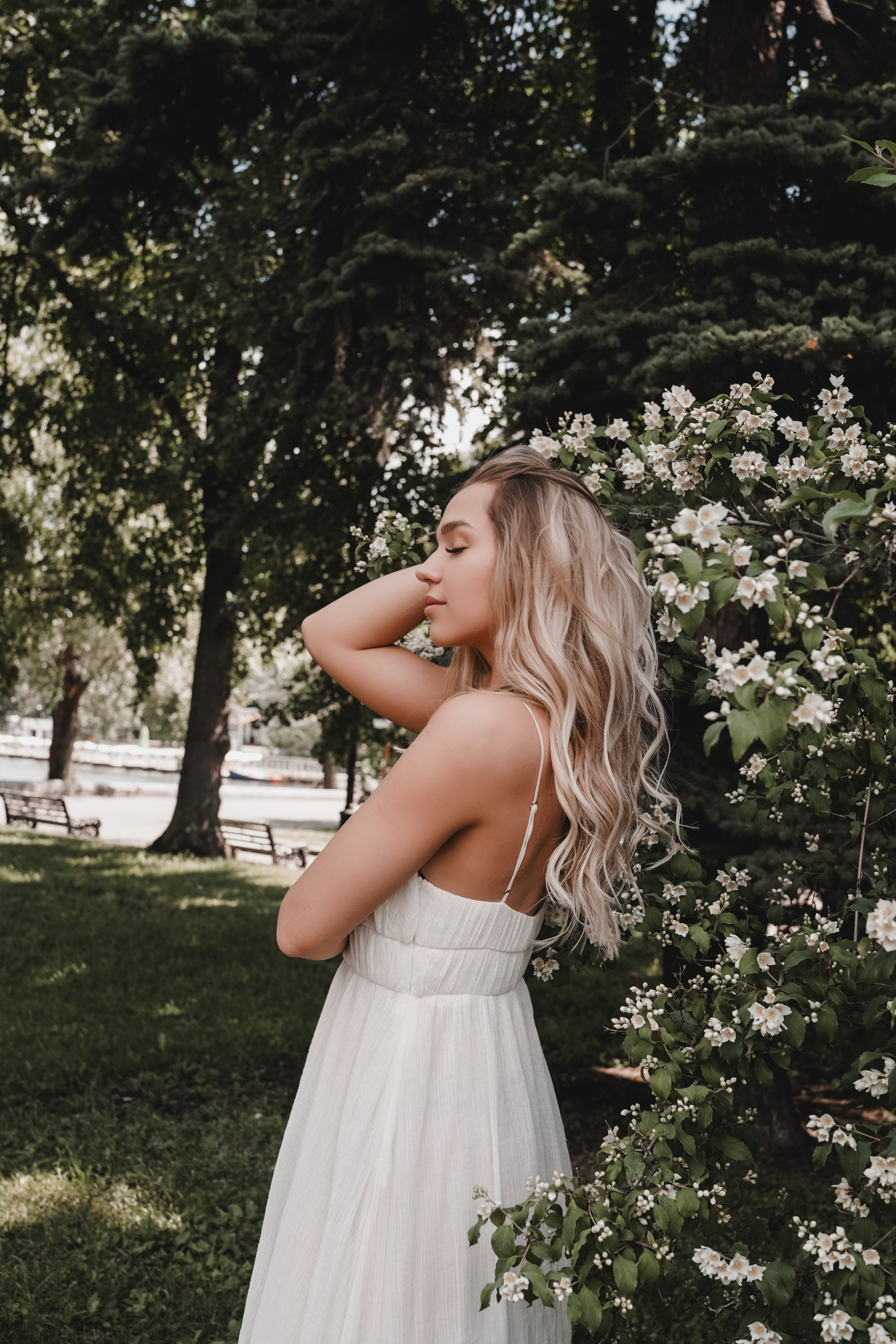 Индивидуальная фотосессия на улице (уличная). Фото и видео съемка