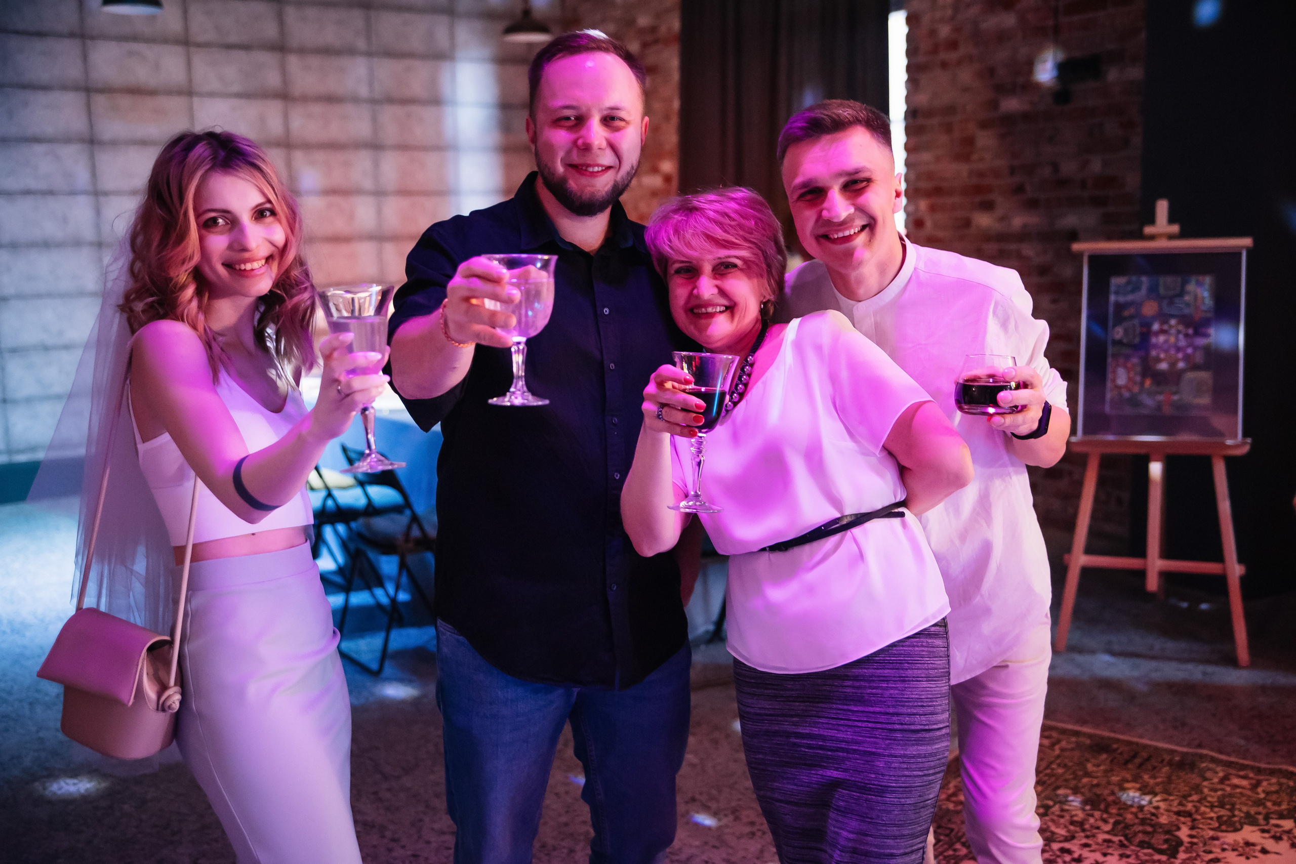 Репортаж свадебной вечеринки. Свадебный, семейный фотограф, контент съёмка. Екатеринбург. Елена Граф