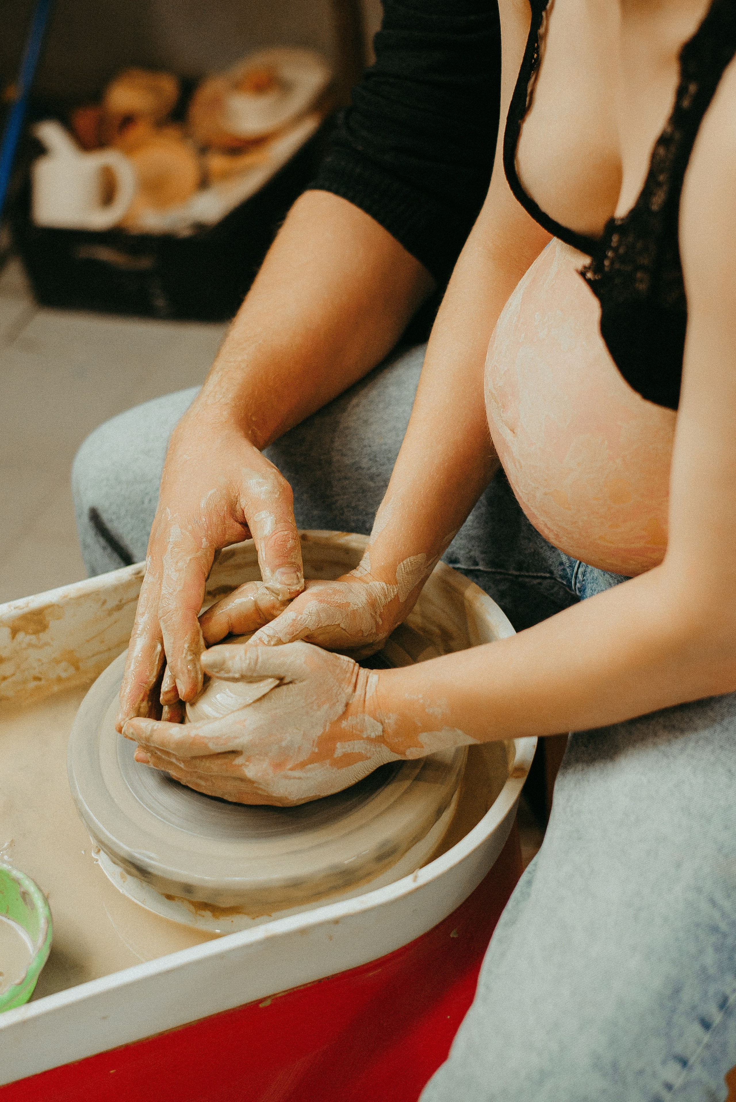 Троицкие в гончарной мастерской. Семейный и детский фотограф Иваново Ксения Азаренкова