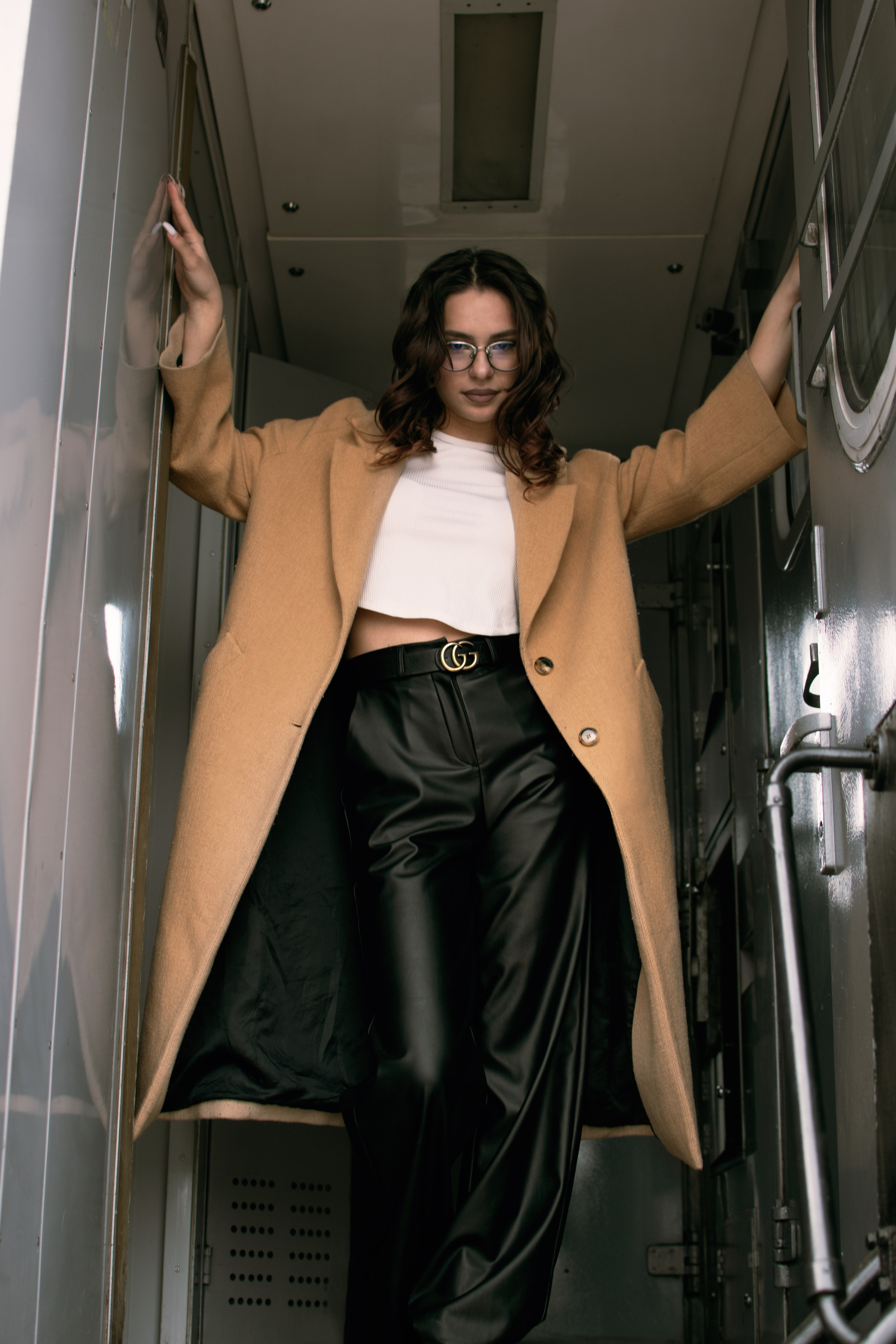 Что может быть романтичнее поезда?. Мариуполь фото. Фотограф Мариуполь.Индивидуальные съёмки. Детские, семейные, коммерческие