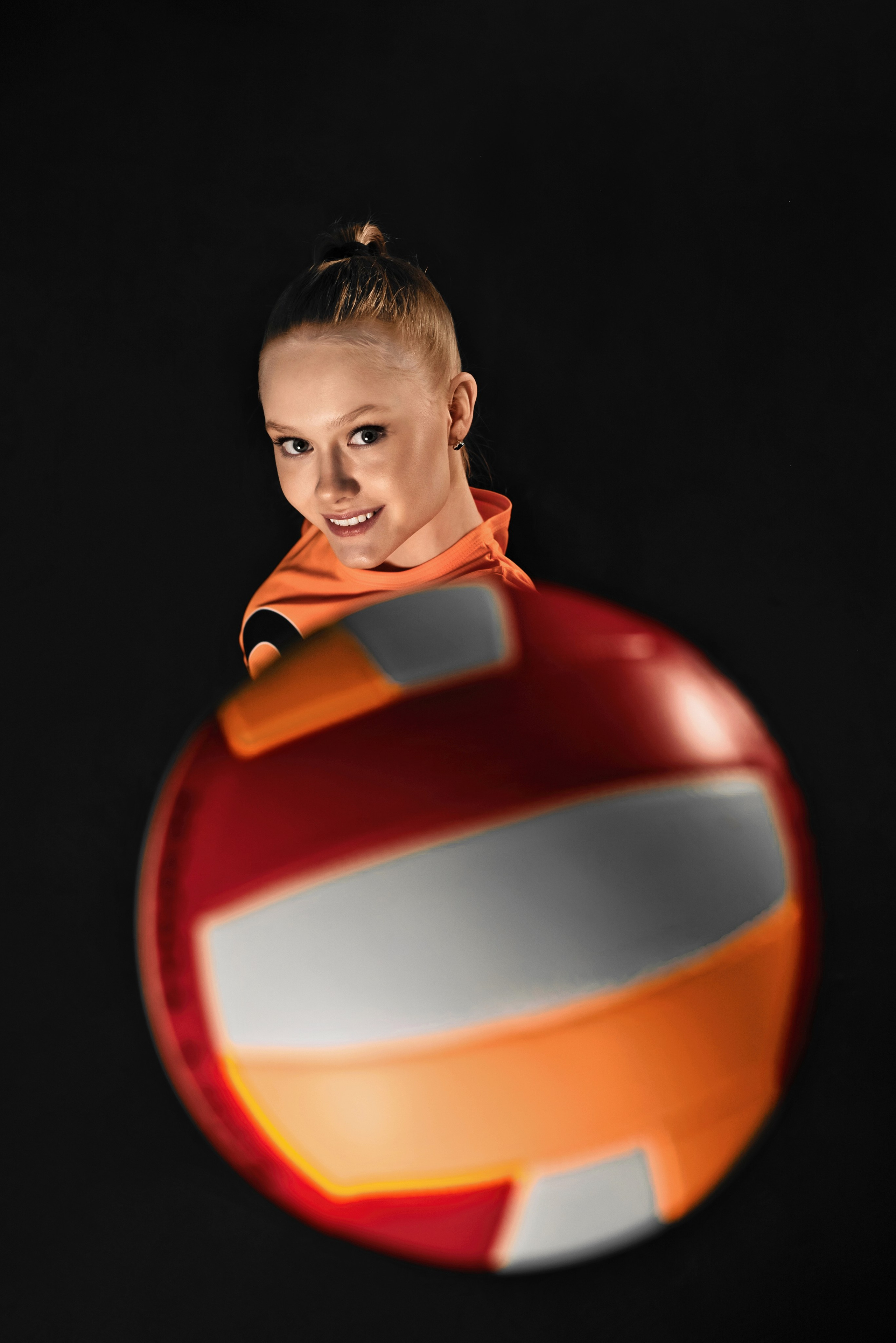 В волейбол играют настоящие красотки!. Фотограф Денис Кривопусков