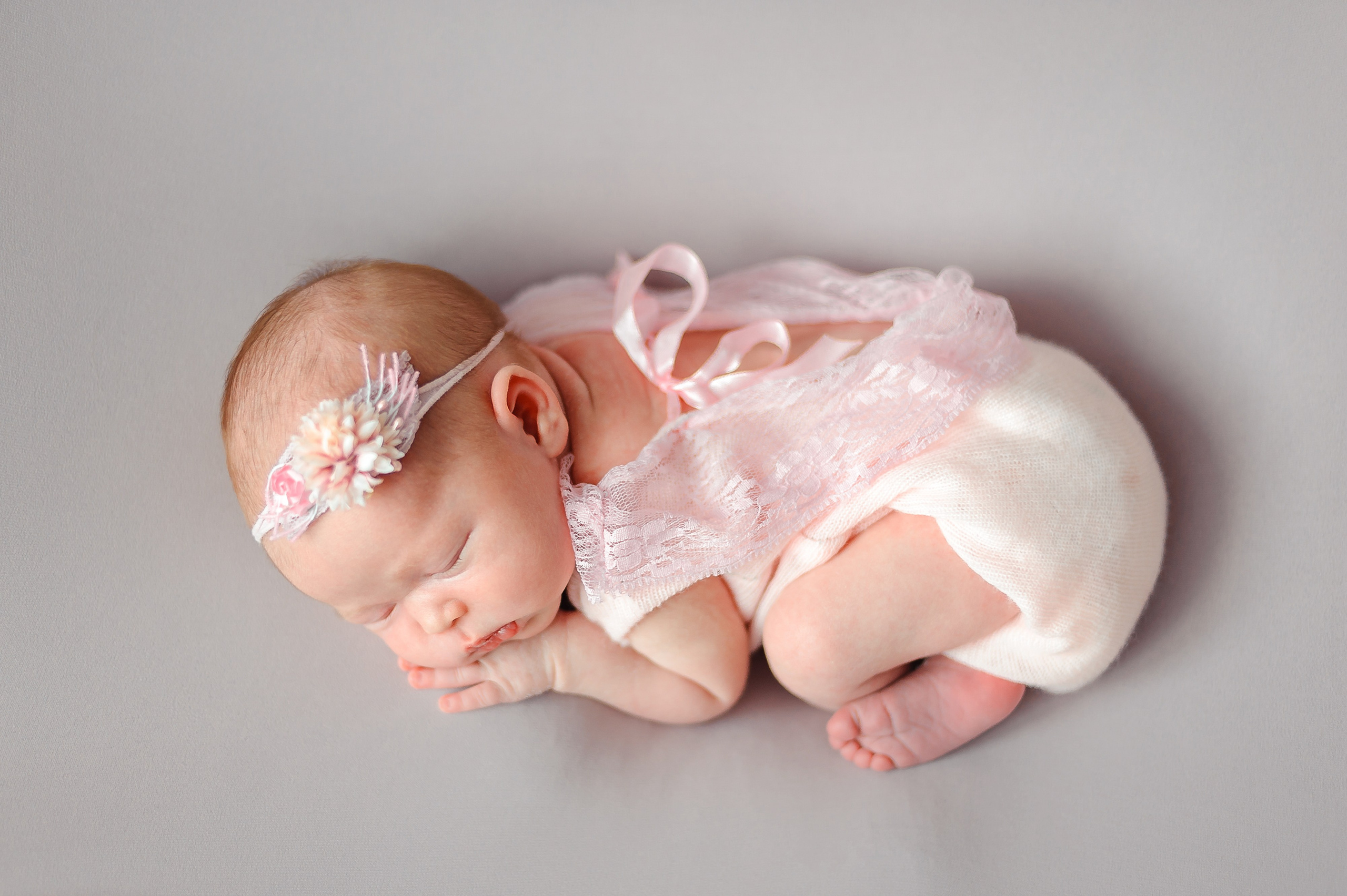 Амелия, 9 дней. Фотограф новорождённых в Йошкар-Оле Ильмира Сидоркина