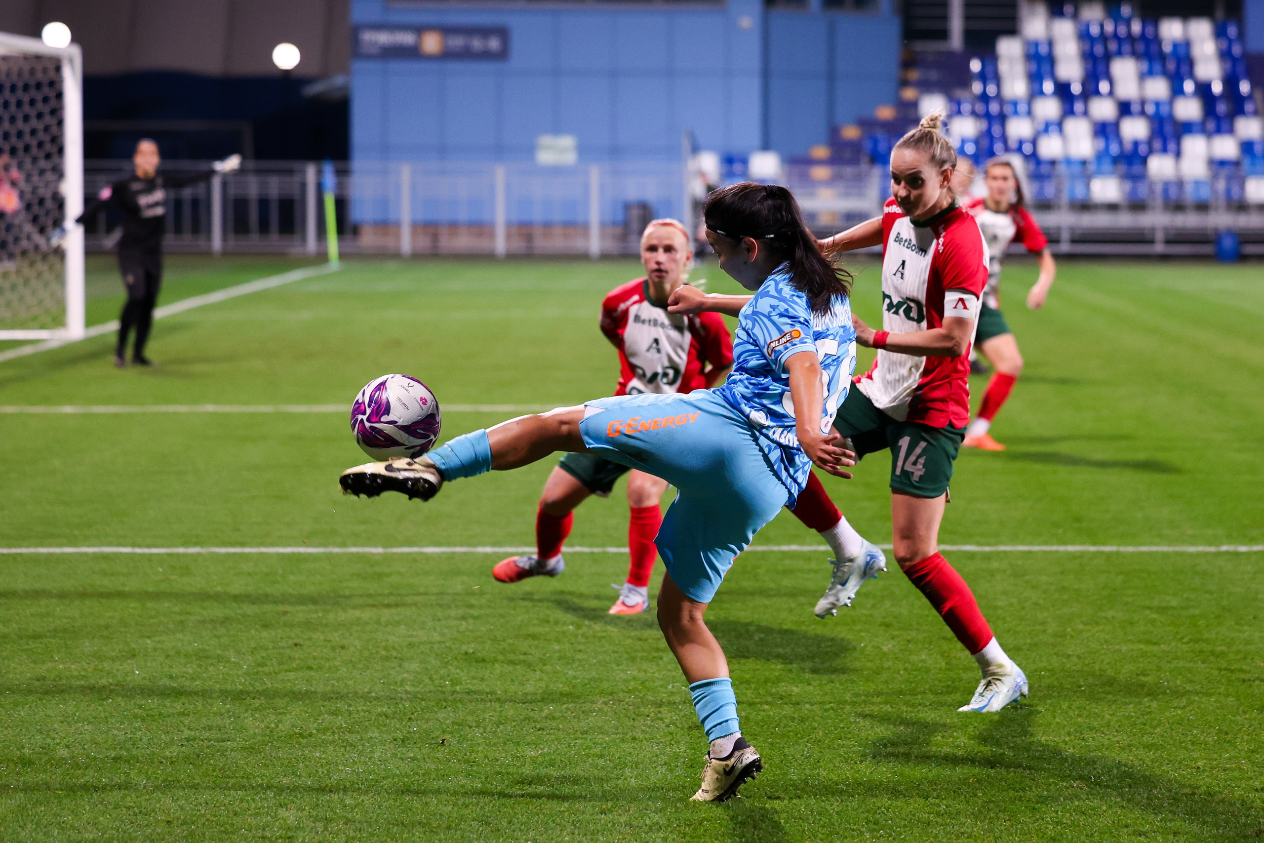 ЖФК «Зенит» — ЖФК «Локомотив» Москва Winline Кубок России 13.09.2025. Спортивный и репортажный фотограф Антон Тереханов