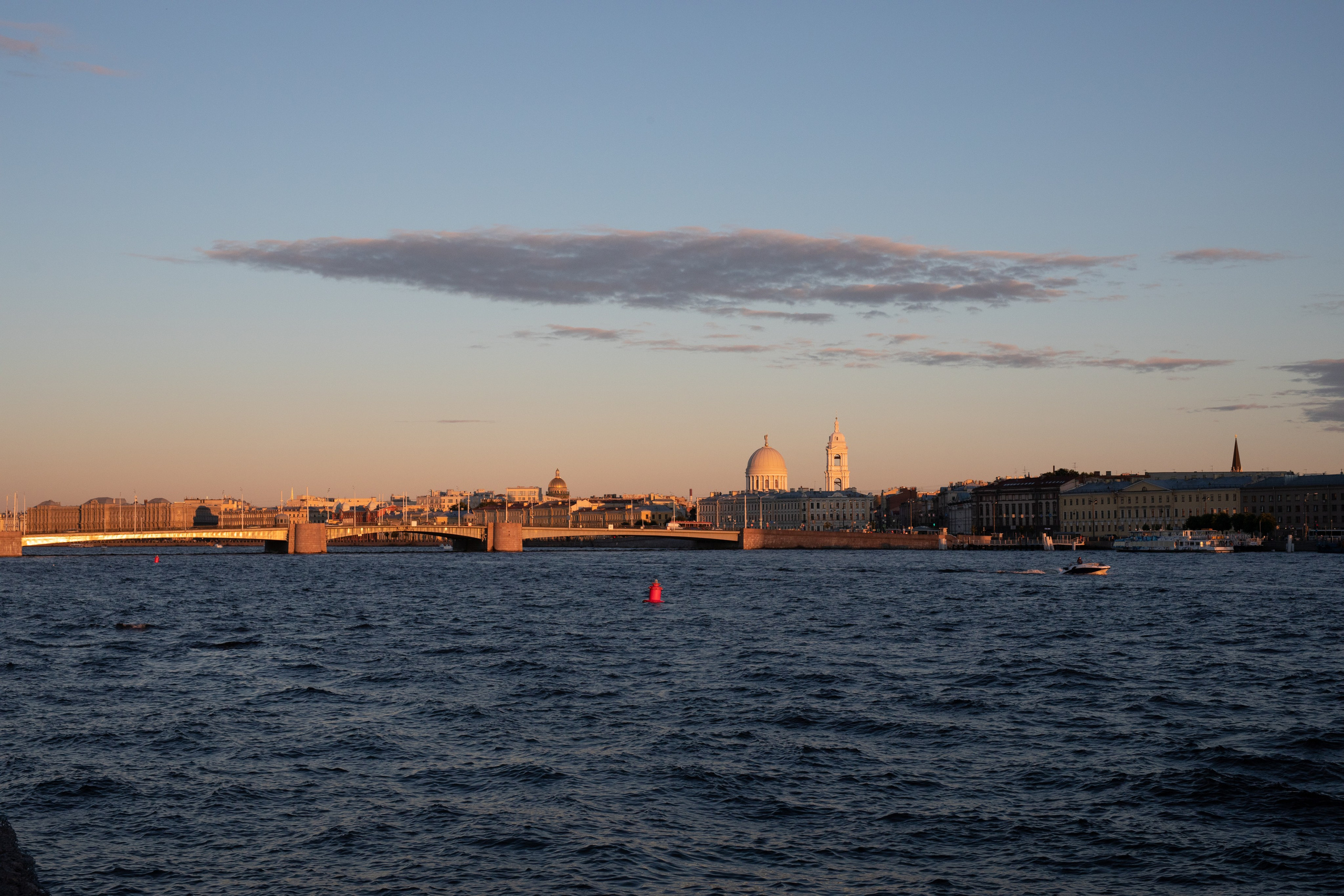 Репортажный фотограф Санкт-Петербург. Ароматестирование по методу Аромакод и Нейростатус в Санкт-Петербурге