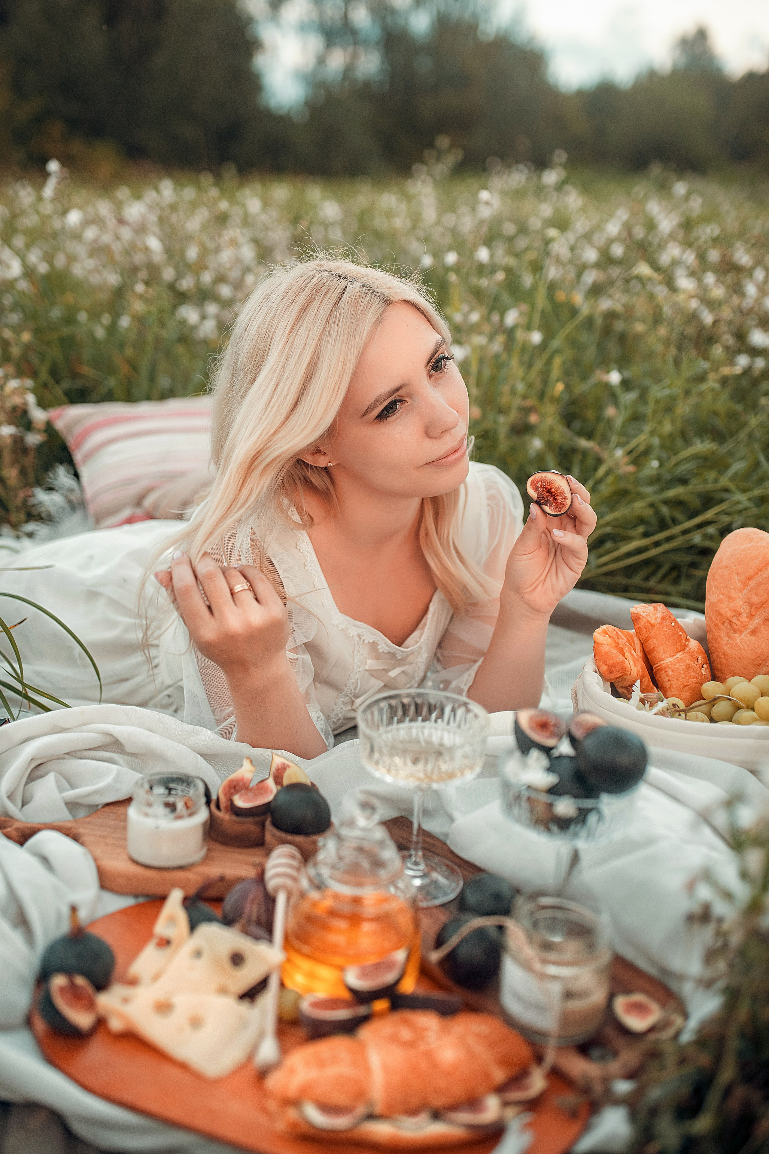 Волшебная поляна цветов. Свадебный, семейный и детский фотограф в Москве и области