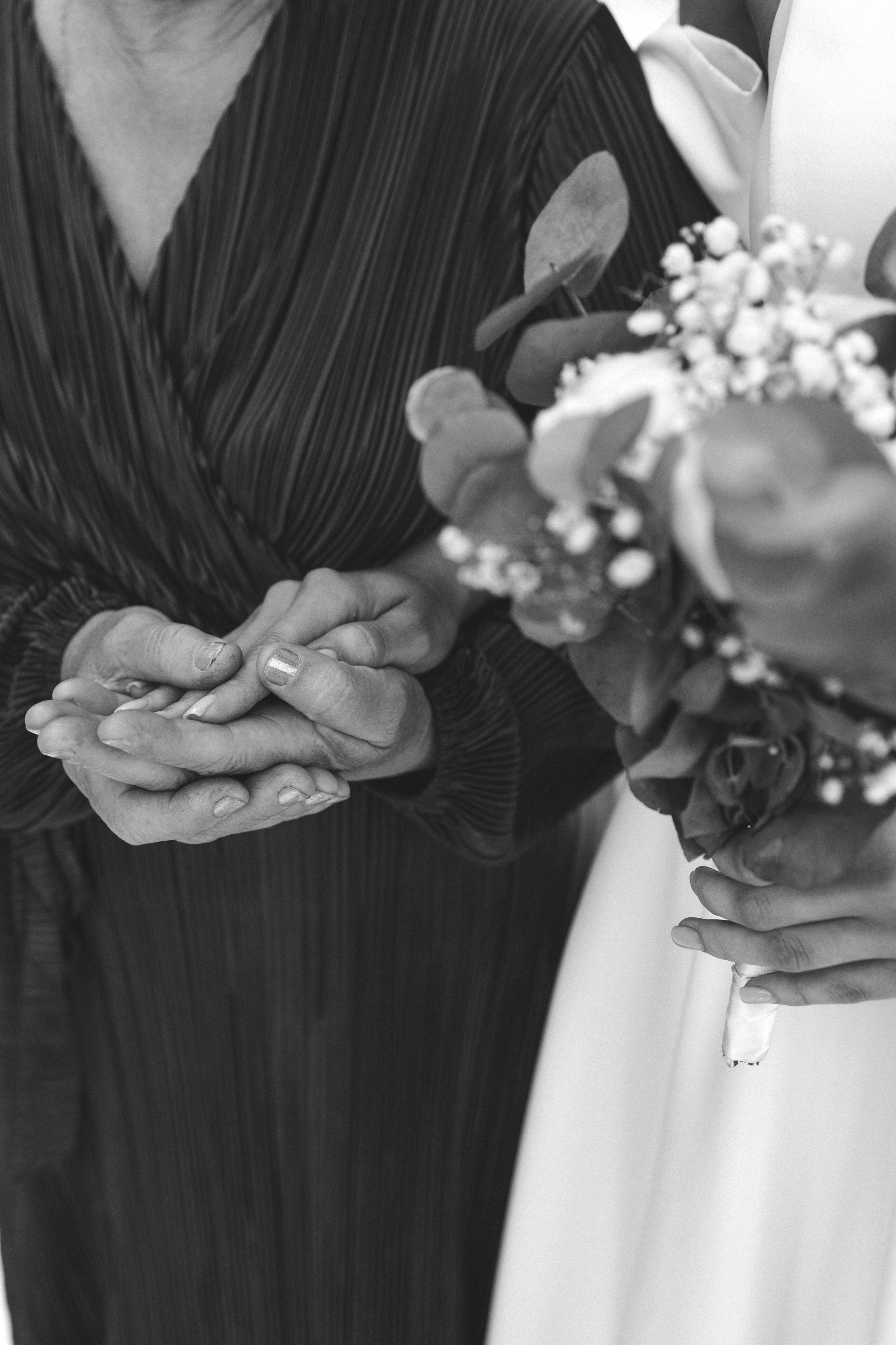 «как же тебя я люблю, сквозь ветер и дым сигарет!». Свадебный и портретный фотограф в Москве Анастасия Тихомирова