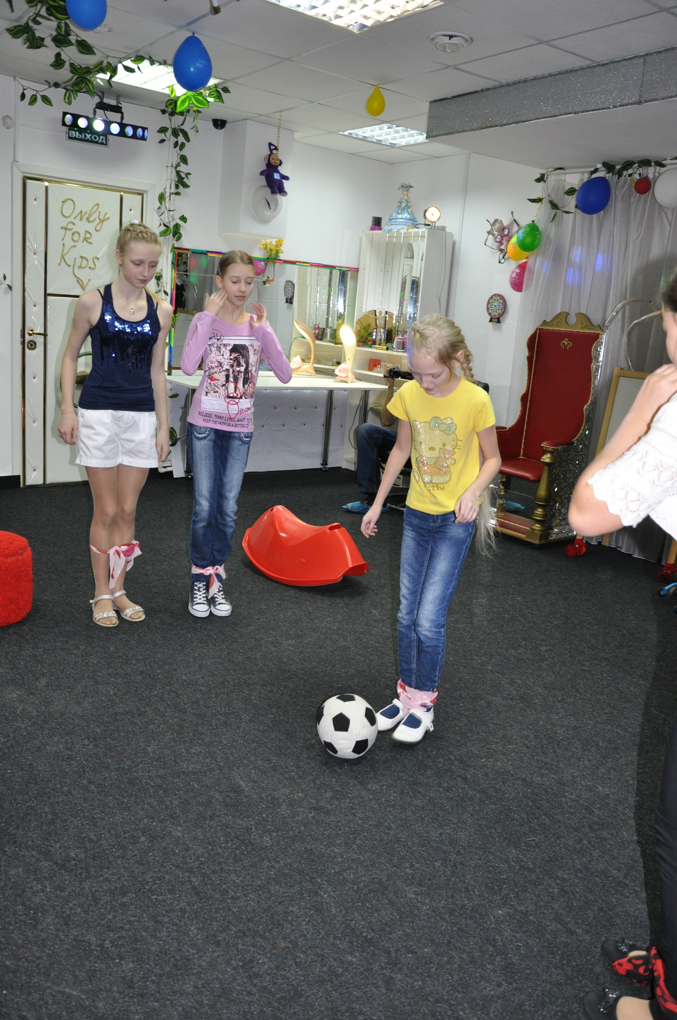 Катя ДР 13 лет 01.12.2012. Семейный, Свадебный фотограф СПБ Питер— Романова Екатерина