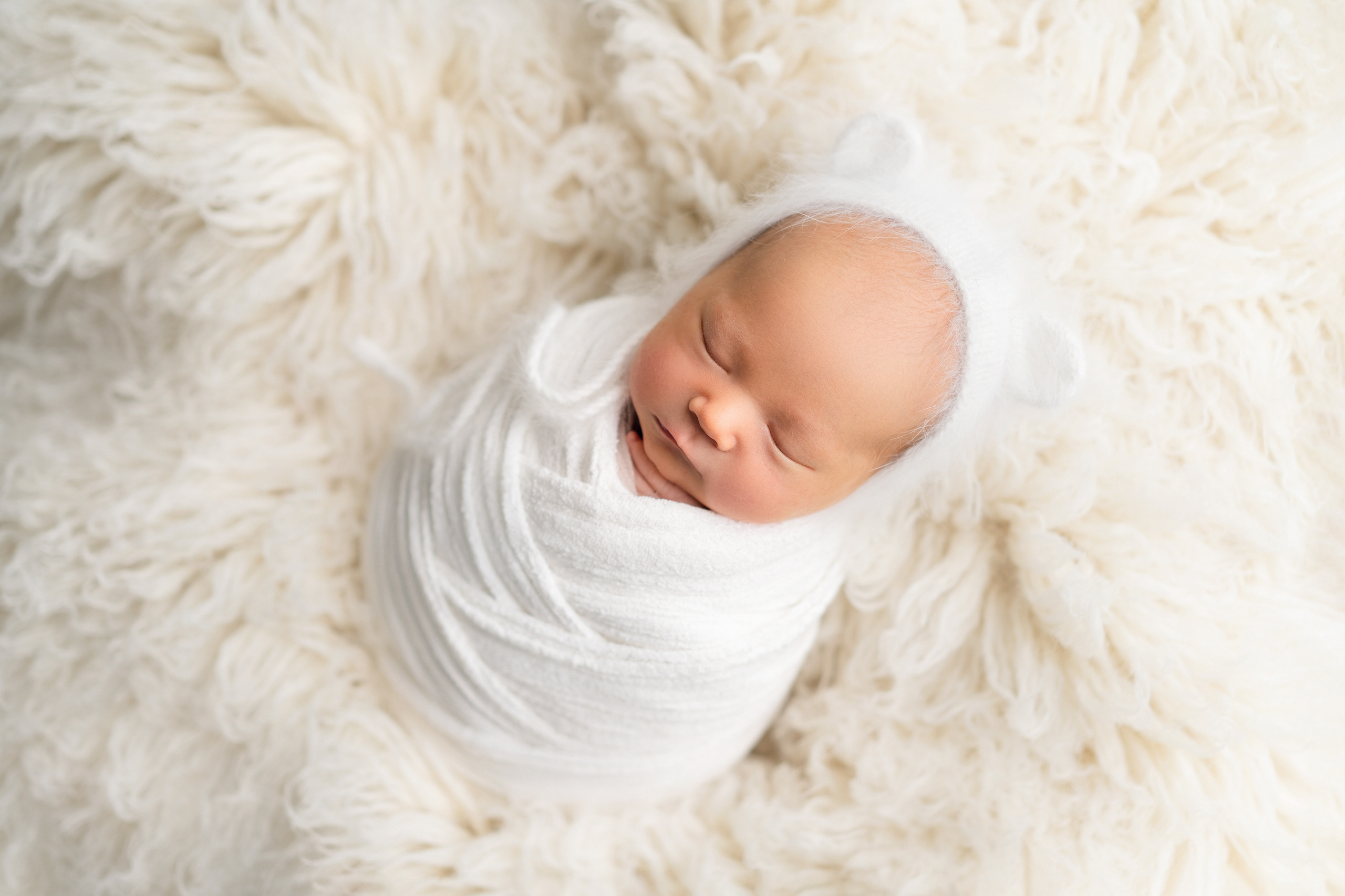 Данияр. Фотограф новорождённых малышей в Уфе