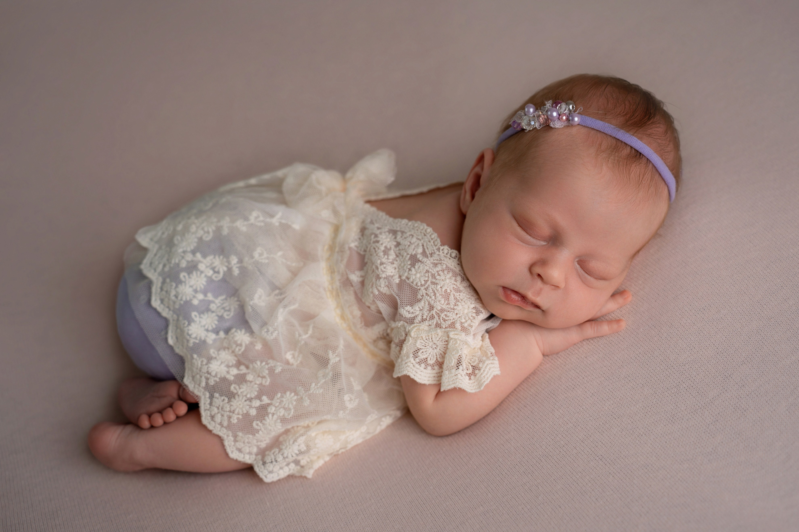 Ньюборн. Фотограф новорожденных Оренбург и свадебный фотограф Оренбург