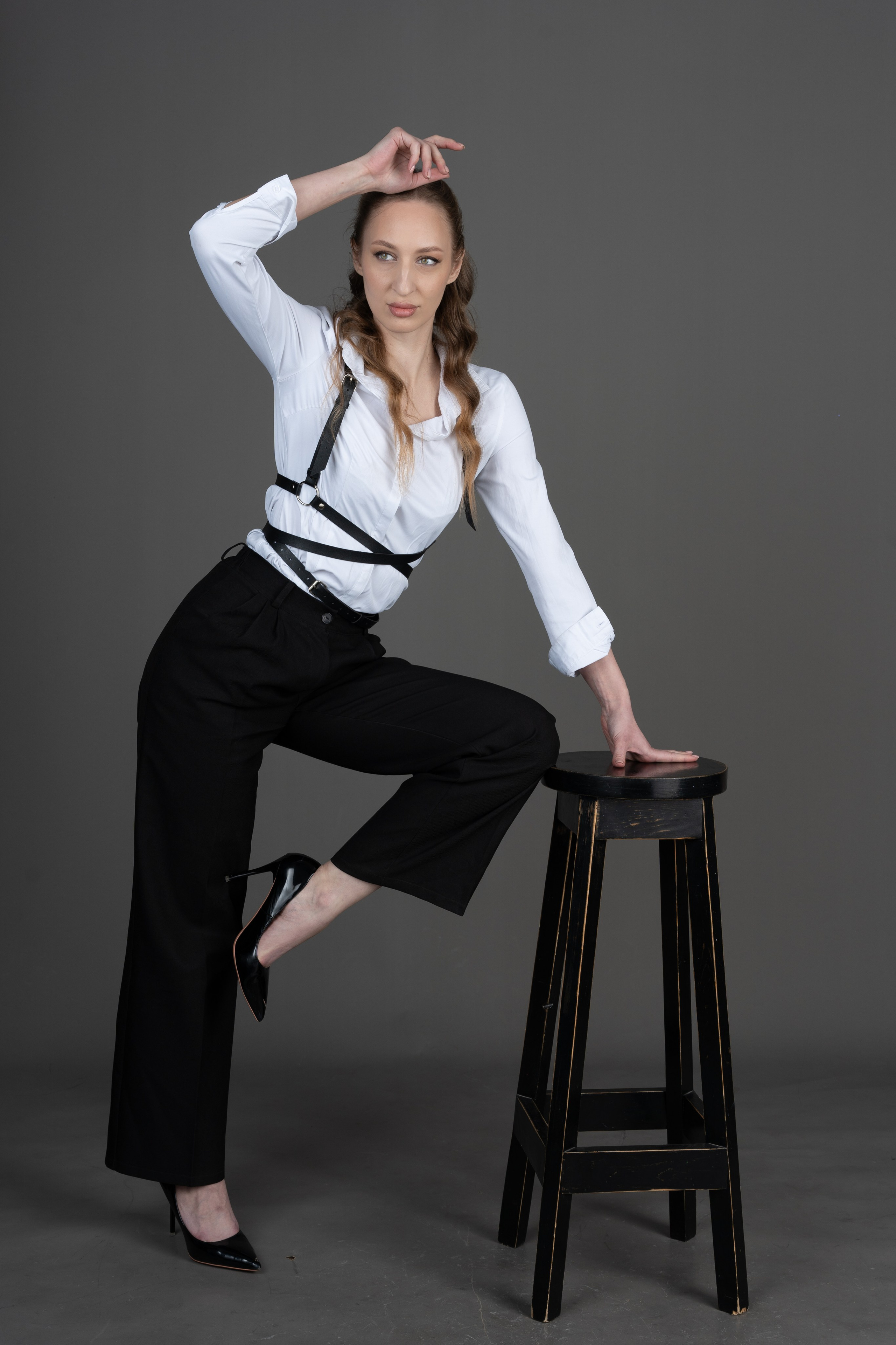 Студийный женский портрет. Тонкая грань между классикой и современностью. Фотограф |Ленинск, Волжский, Волгоград| Наталья Савилова