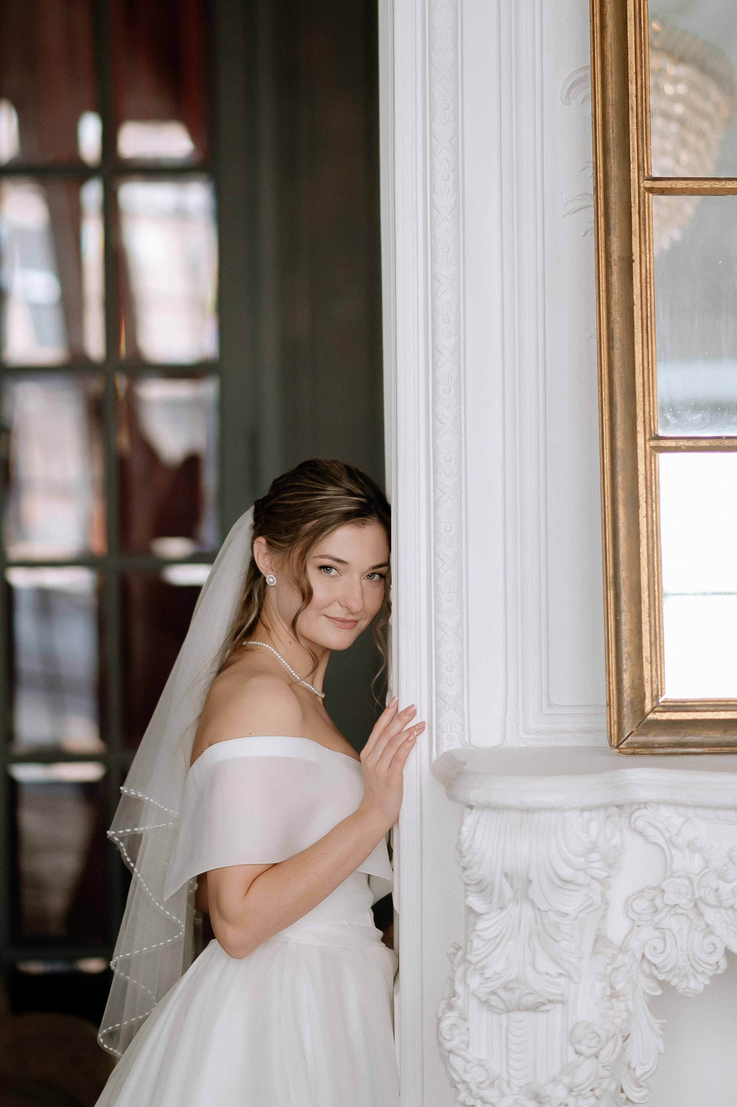 Регистрация брака и фотосессия в Особняке Royal. Свадебный фотограф Москва — Сергей и Татьяна