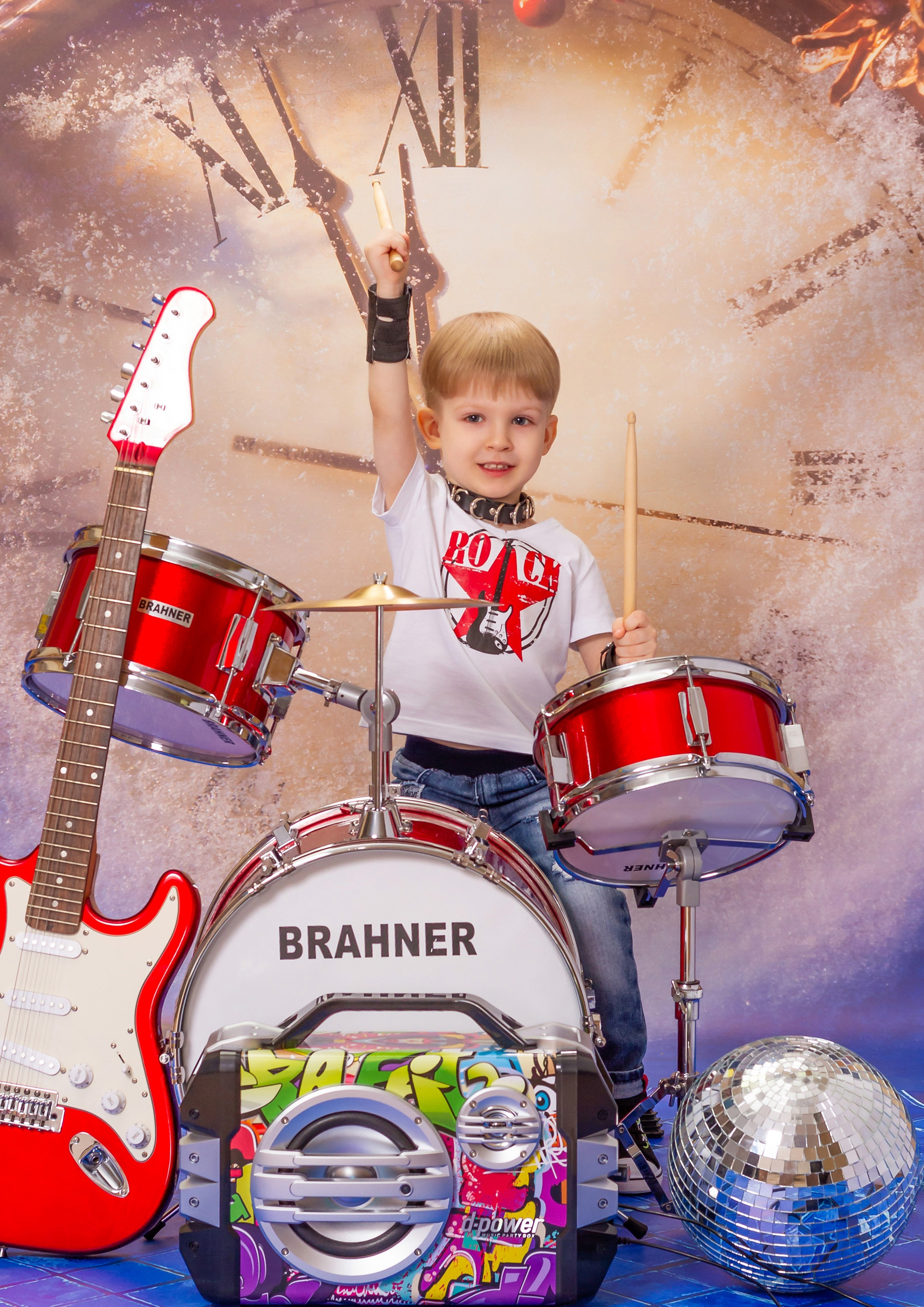 Фотосессия «Новогодняя Рок-Звезда» 2019 год. Фотограф в детский сад Елена Колчева Новокузнецк