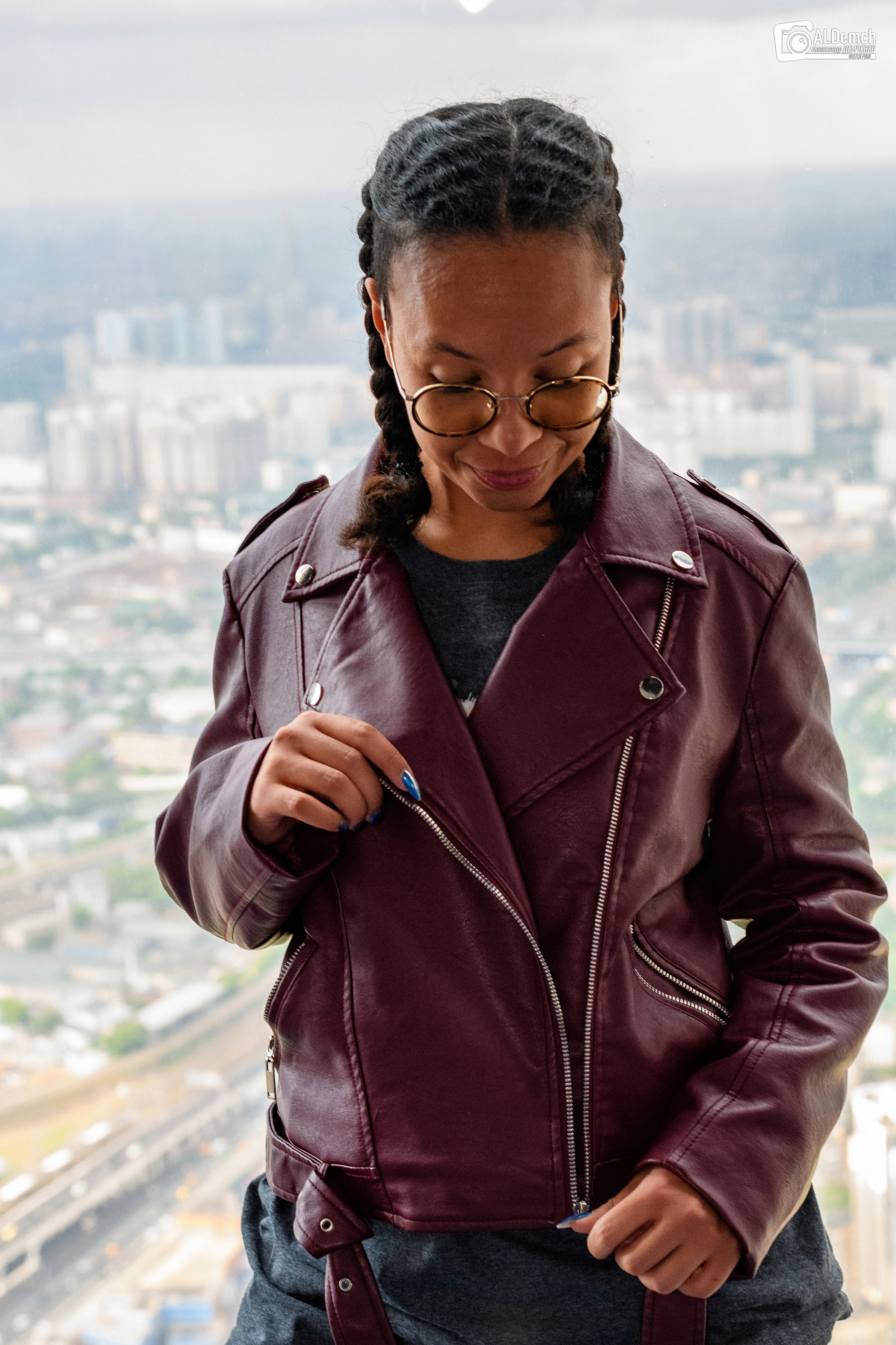 Портретный фотограф в студии и ретушёр в Москве и Дмитрове