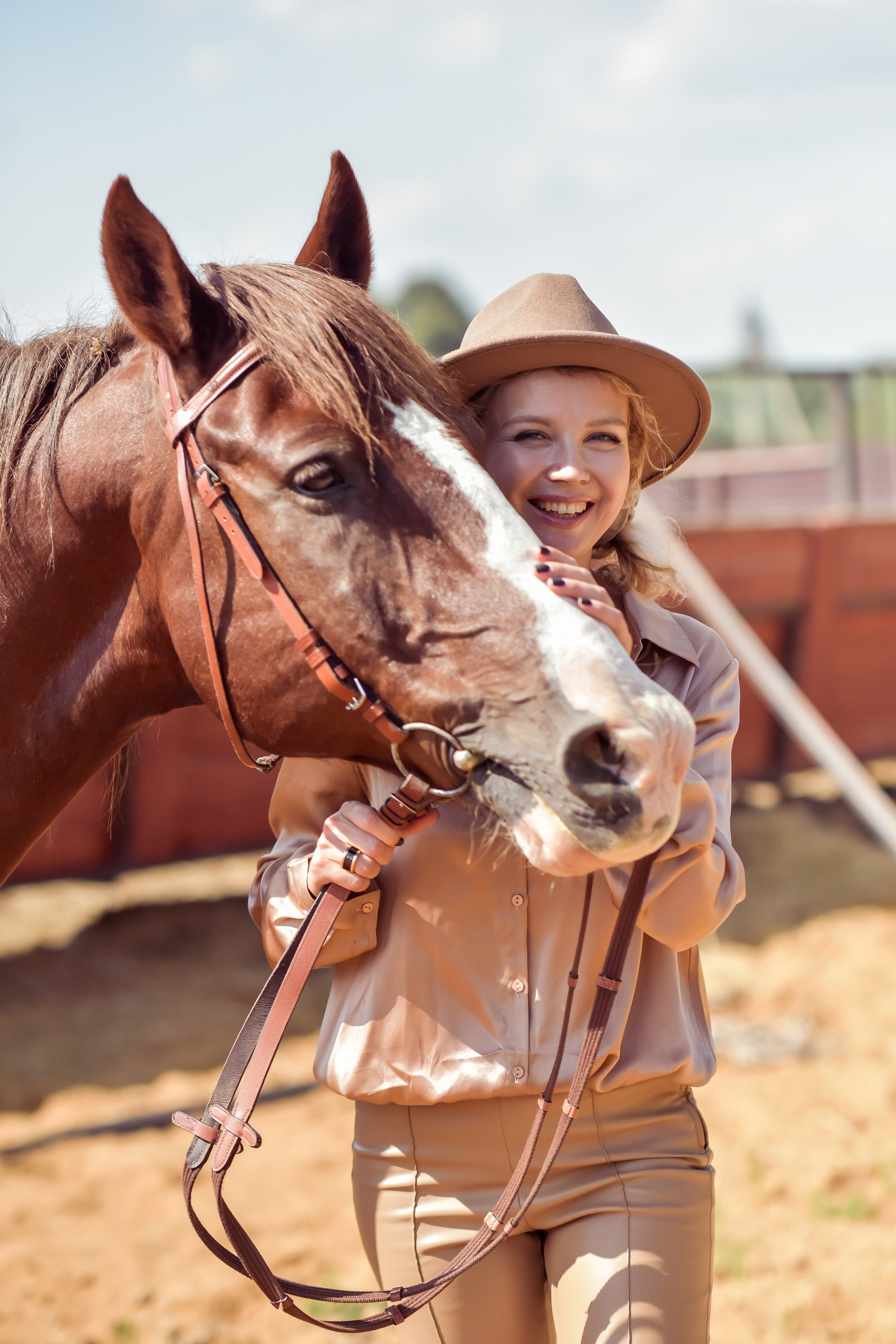 РАНЧО/ АВГУСТ. Фотограф для бизнесконтента, репортажей и семейного альбома в Москве