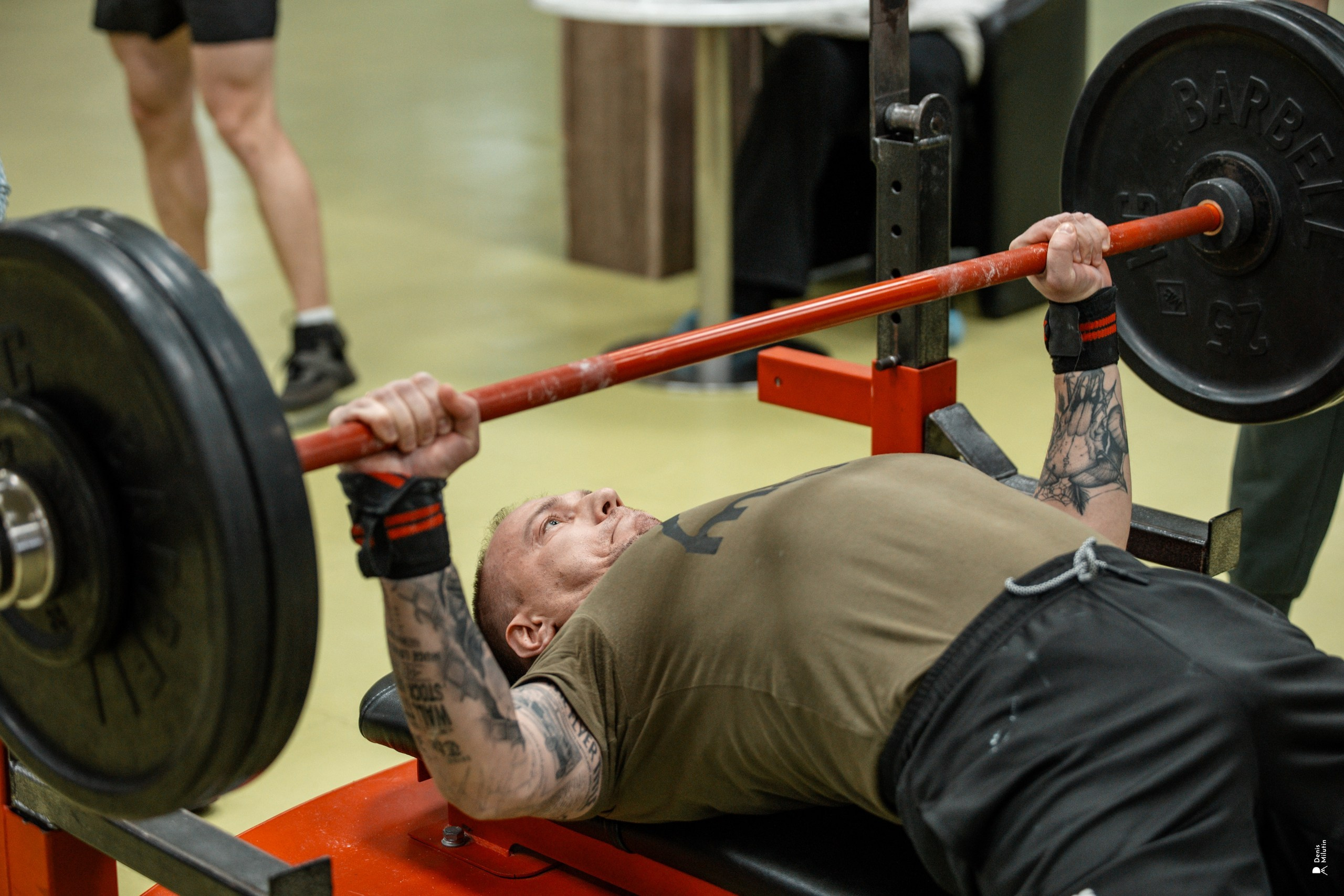 Турнир по жиму лёжа. Портретный фотограф Денис Милютин