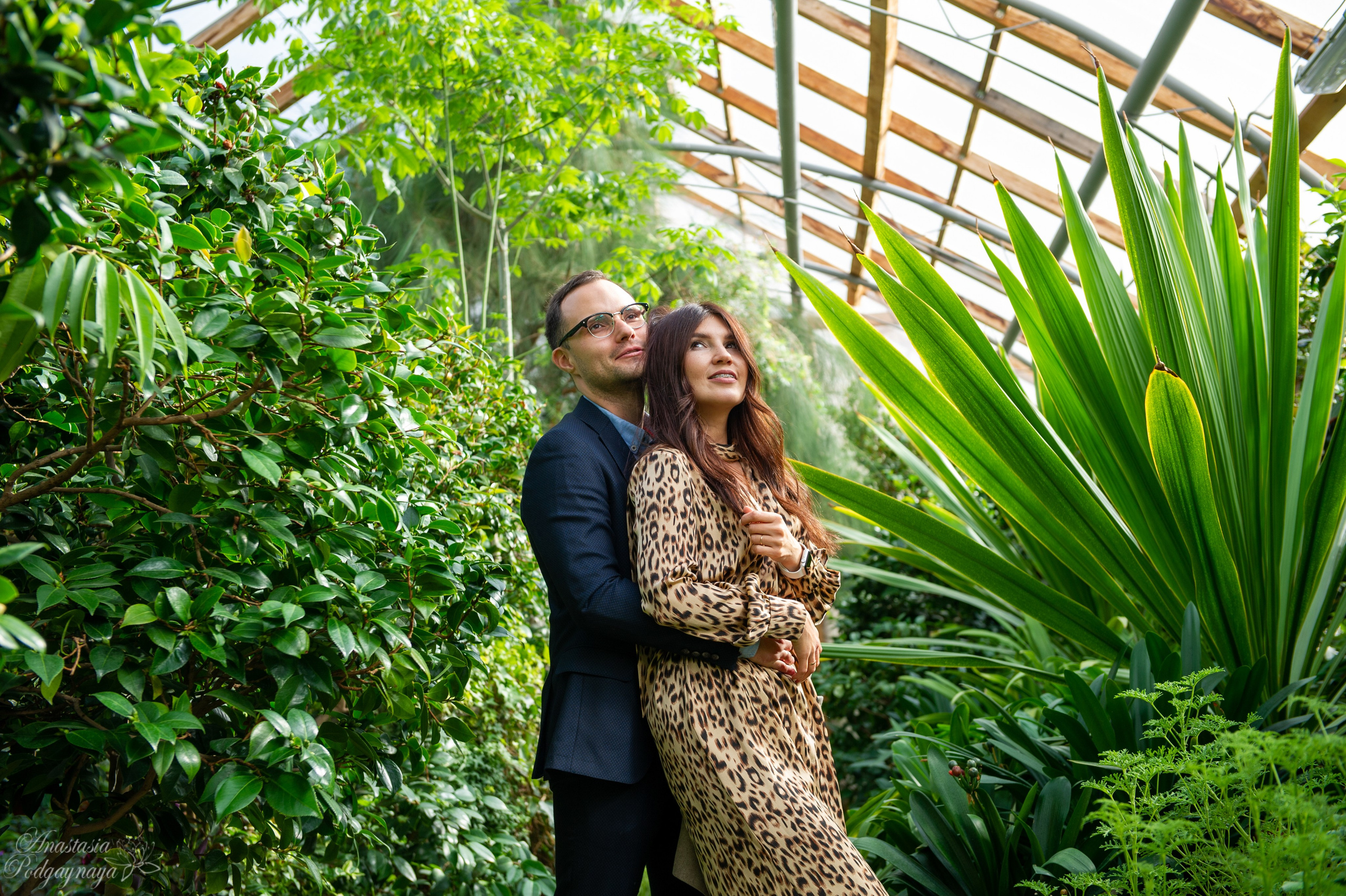 Саша и Арина. Семейный и женский фотограф, контент фотосессия в Екатеринбурге