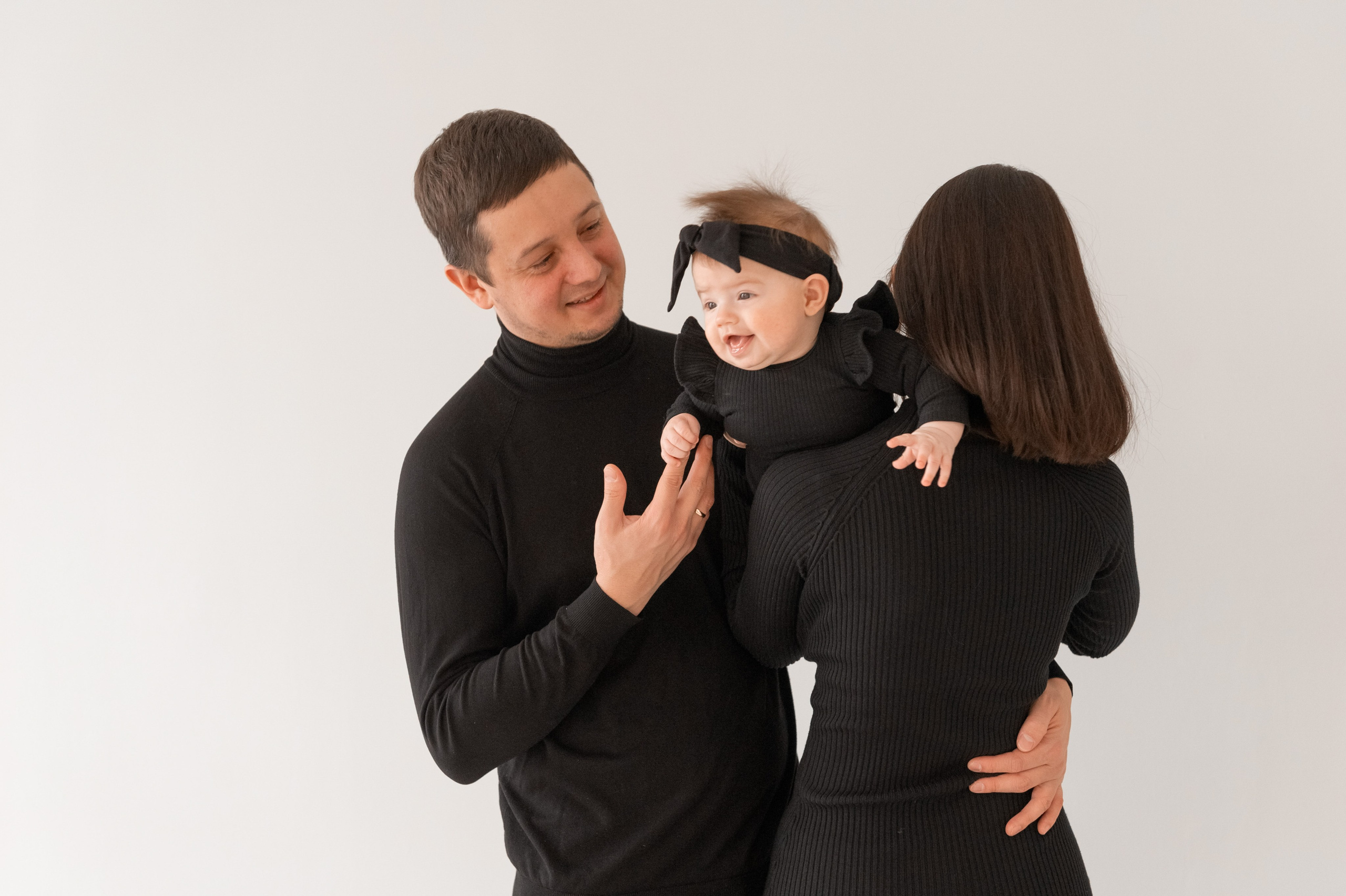 Яна Фарид и Аделина. Семейный и женский фотограф, контент фотосессия в Екатеринбурге