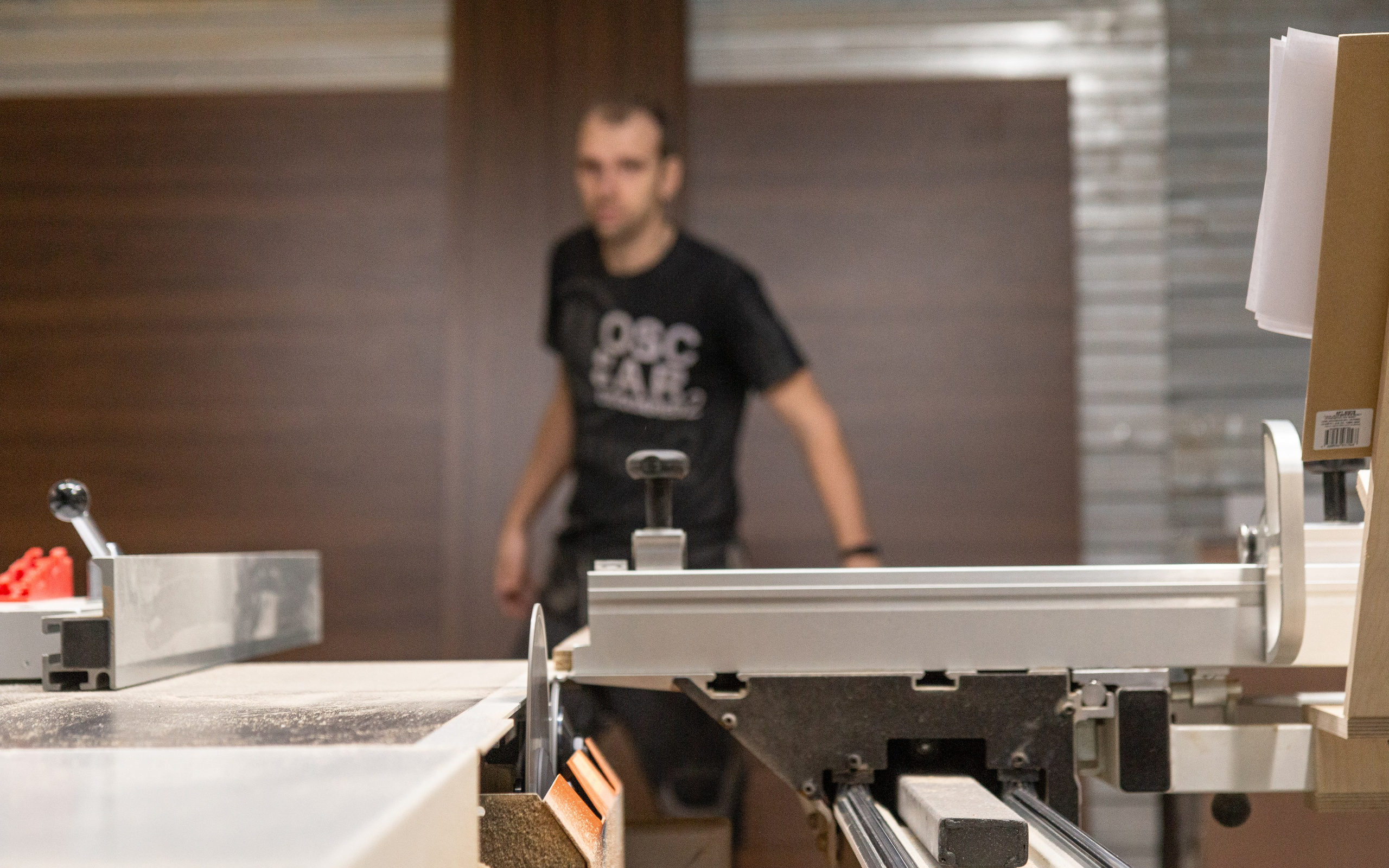 Фабрика «Абсолют мебель». Предметный и репортажный фотограф Алексей Кротов