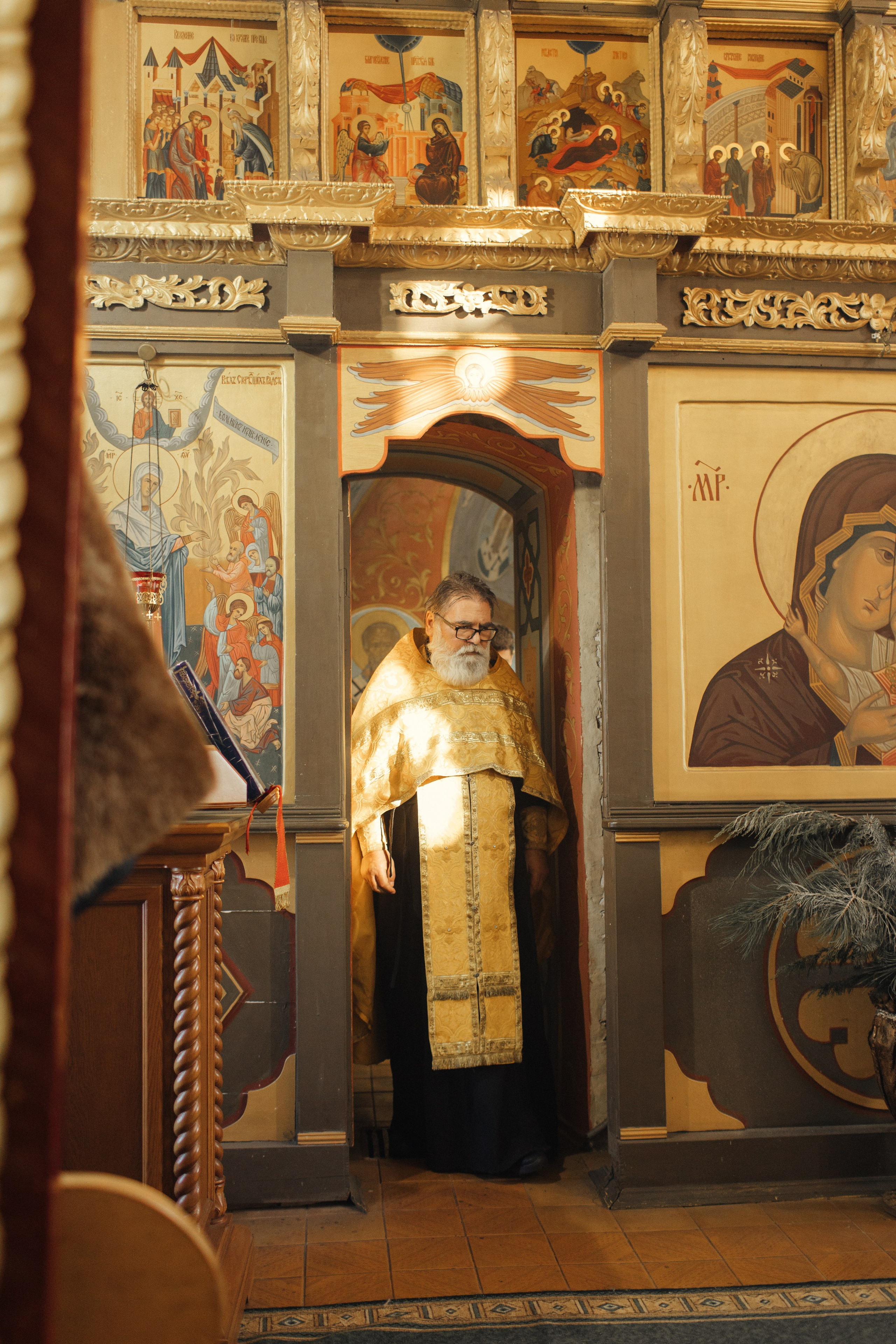 Крещение Льва, Благовещенская церковь в Прусово. Главная