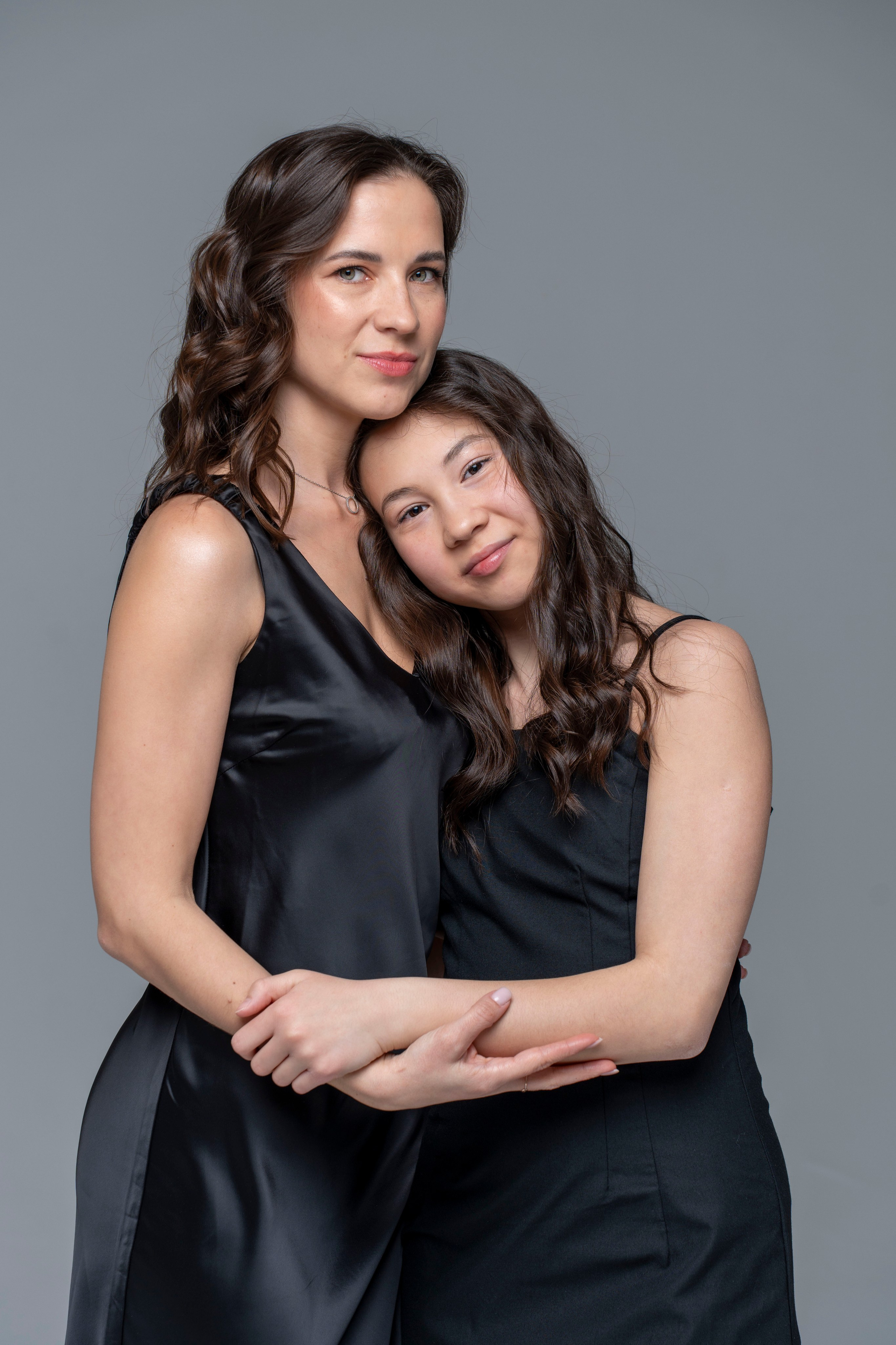 Полина, Павел, Арина, Арсений и Александр. Главная