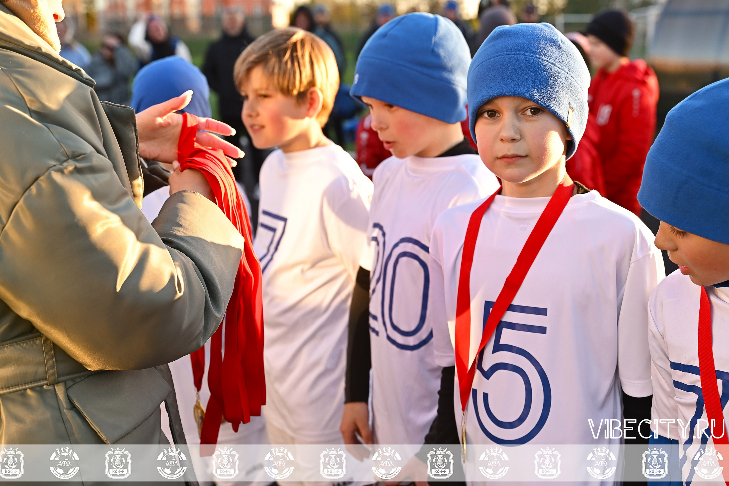 XIV ВСЕРОССИЙСКИЙ ФУТБОЛЬНЫЙ ФЕСТИВАЛЬ «ЗАГРУЗИ СЕБЯ ФУТБОЛОМ!». VIBECITY.RU Вайб Сити Ру Фоторепортажи Фотоотчеты Калининград