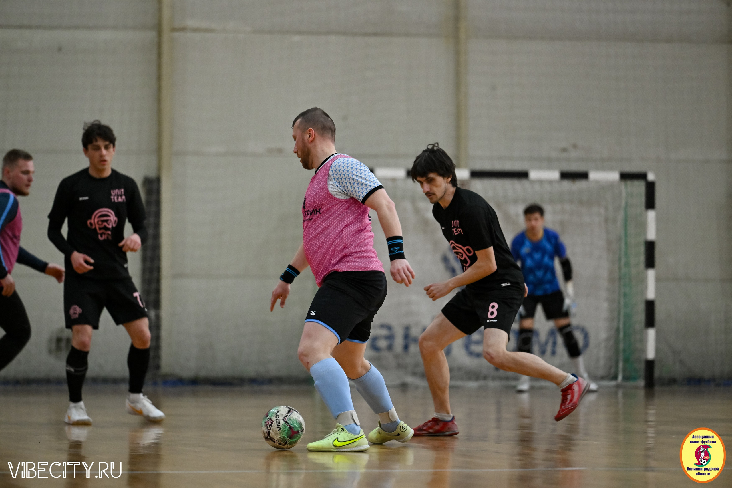 8 тур Корпоративной Бизнес-Лиги по футзалу. VIBECITY.RU Вайб Сити Ру Фоторепортажи Фотоотчеты Калининград